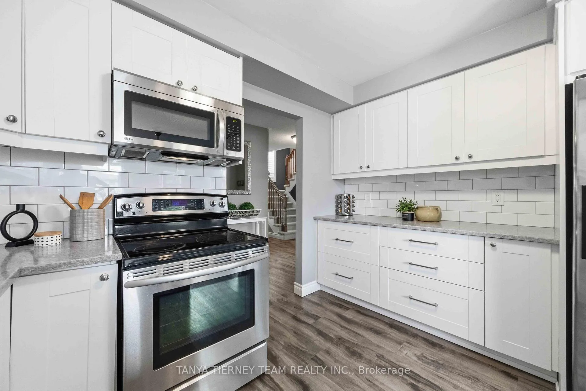 Photo 19 of 97B Concession Street E, Clarington, Bowmanville — HOMEH
