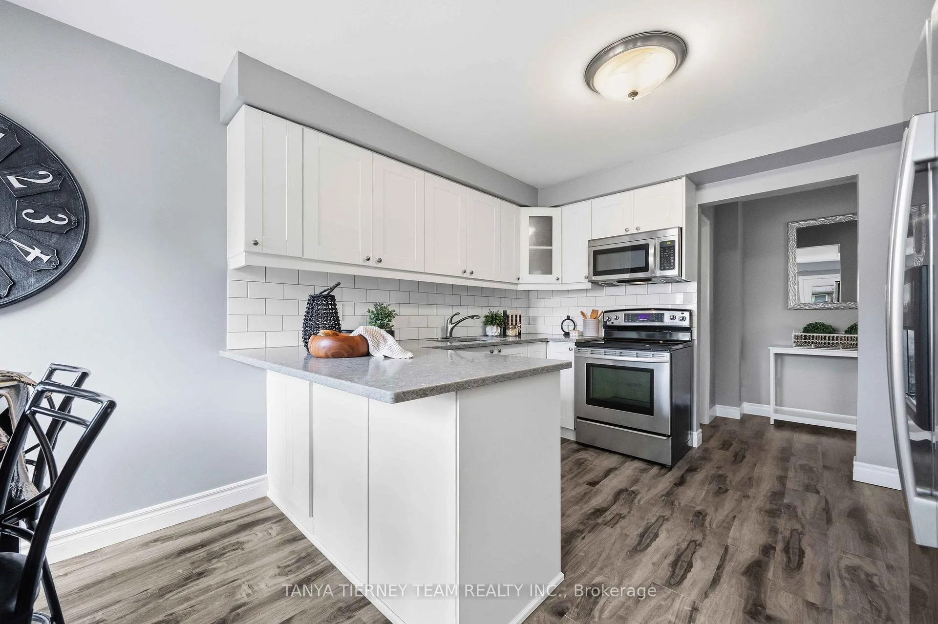 Photo 22 of 97B Concession Street E, Clarington, Bowmanville — HOMEH