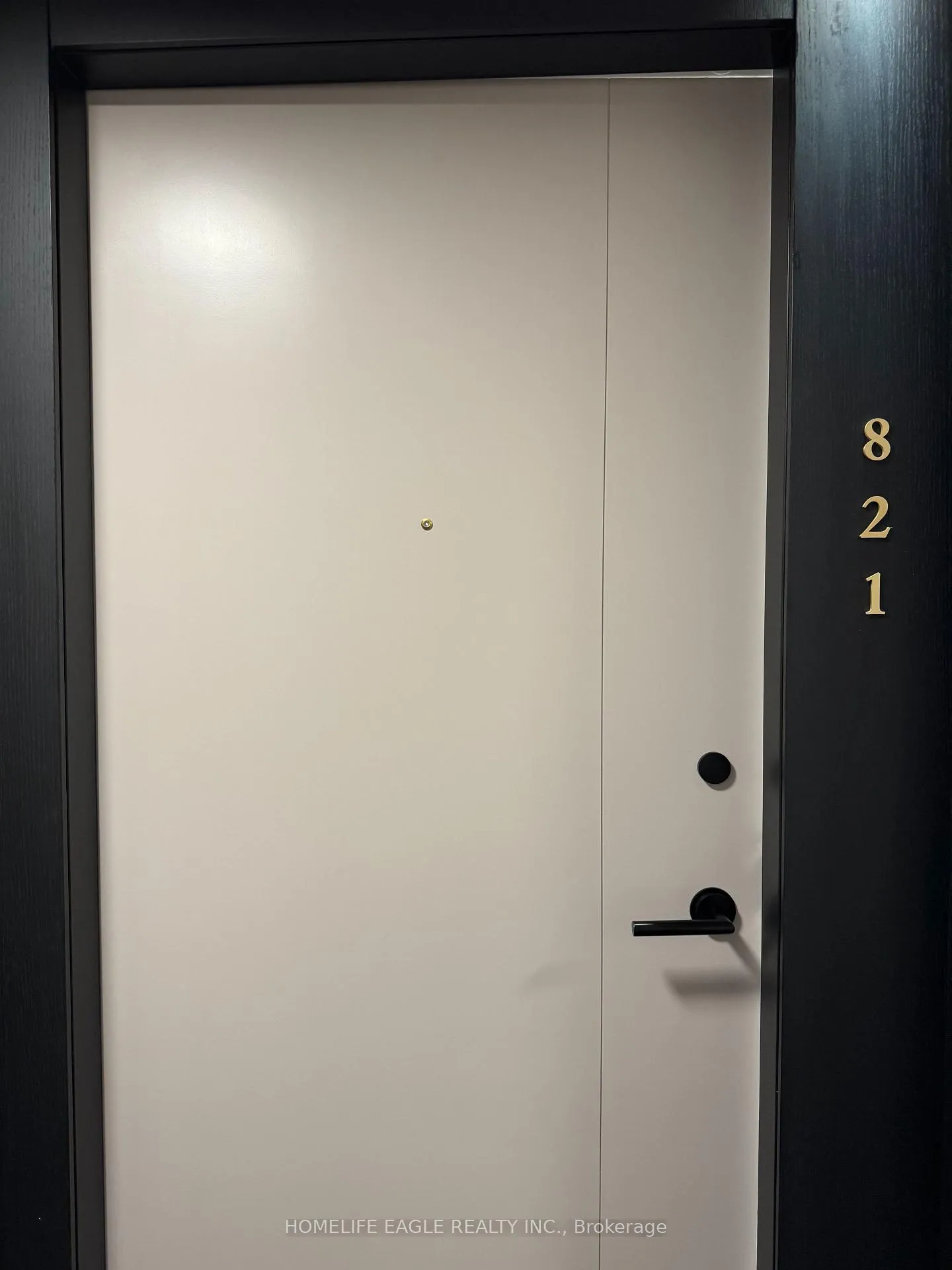 Photo 1 of Unit 821, 858 Dupont Street, Toronto, Dovercourt-Wallace Emerson-Junction — HOMEH