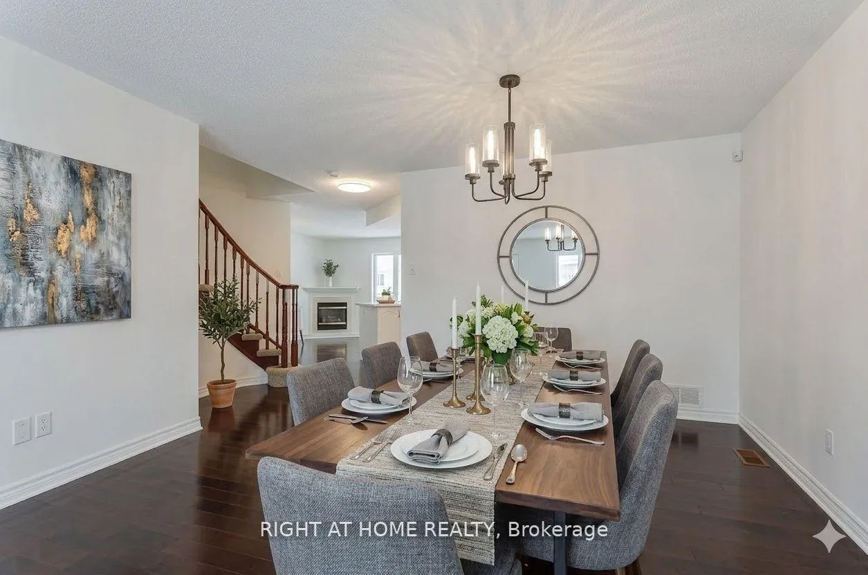 Photo 6 of 104 B Craig Henry Drive, Ottawa, Craig Henry/Woodvale — HOMEH