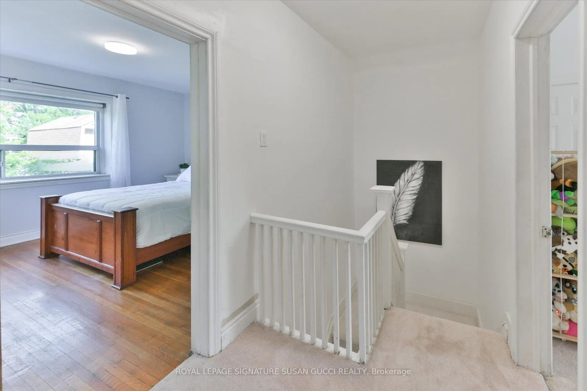Photo 17 of 44 Westlake Avenue, Toronto, East End-Danforth — HOMEH