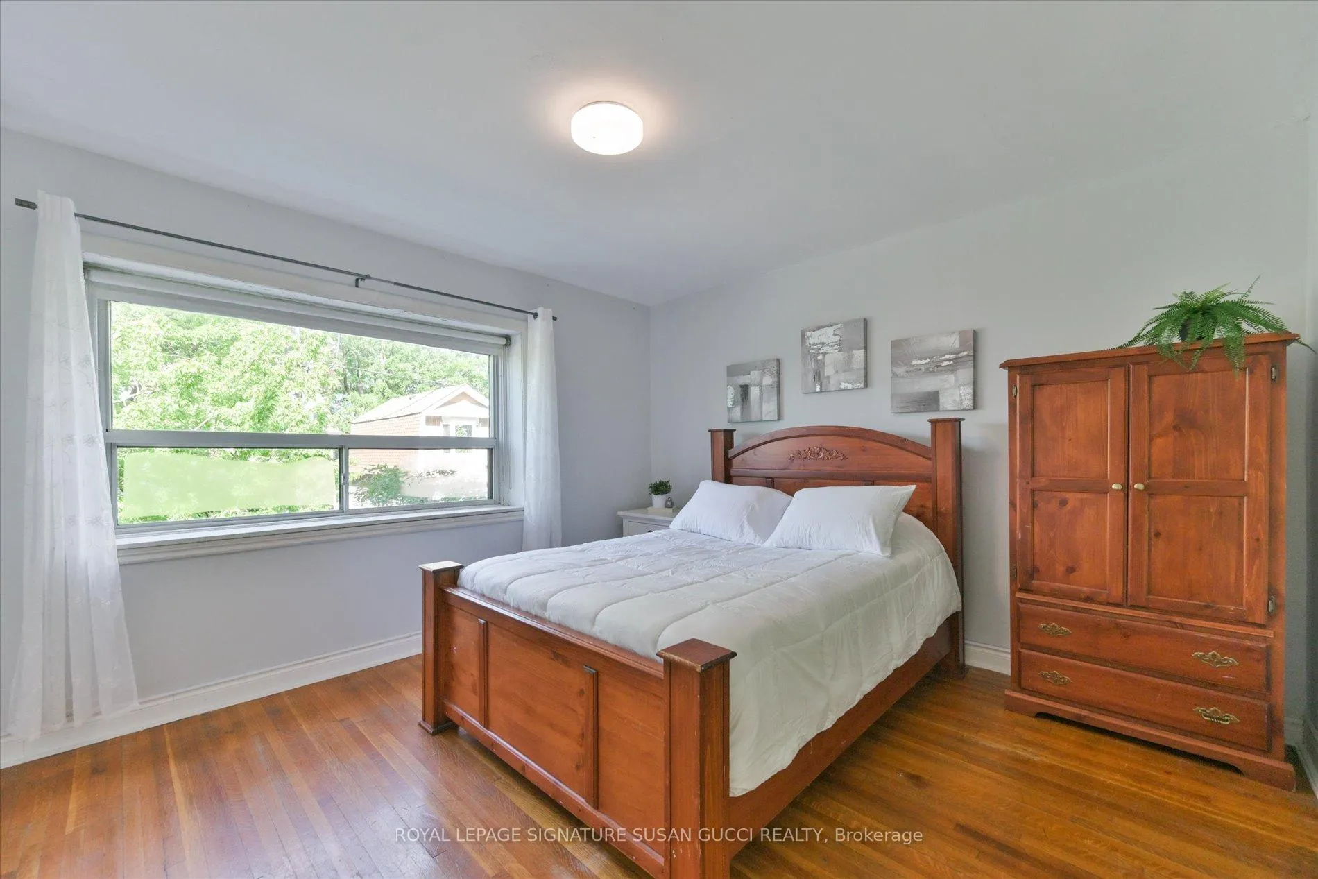 Photo 19 of 44 Westlake Avenue, Toronto, East End-Danforth — HOMEH