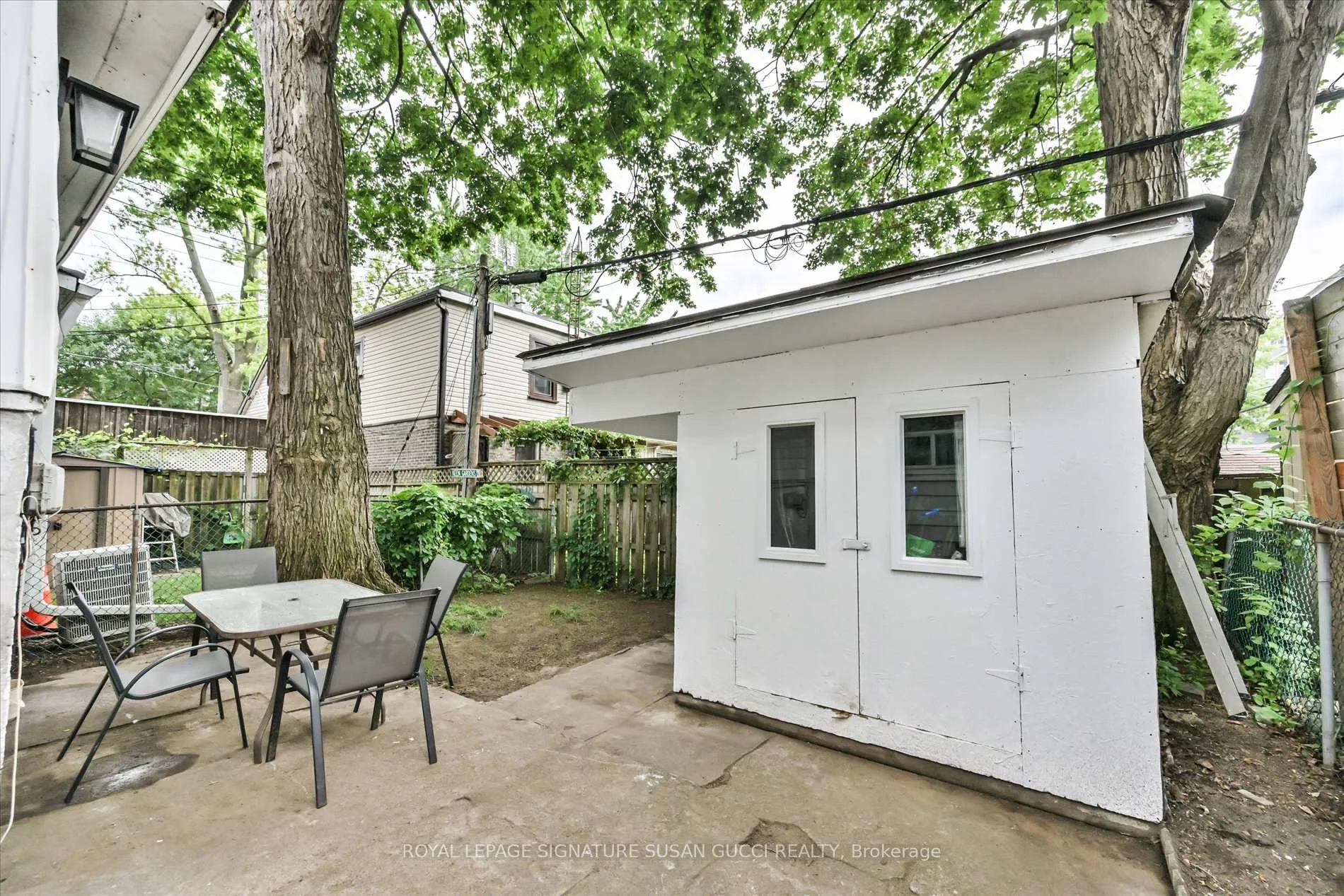 Photo 33 of 44 Westlake Avenue, Toronto, East End-Danforth — HOMEH