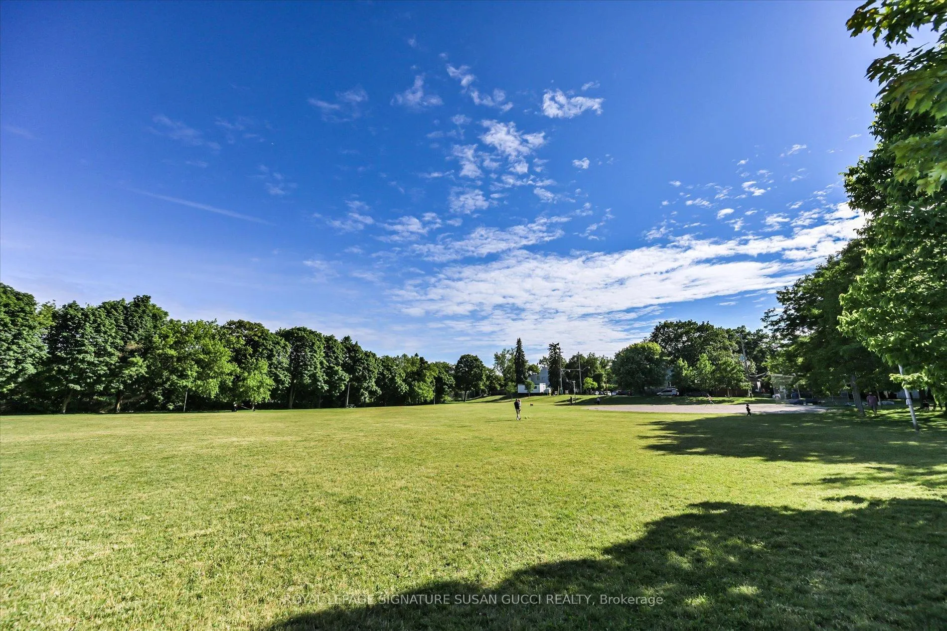 Photo 38 of 44 Westlake Avenue, Toronto, East End-Danforth — HOMEH