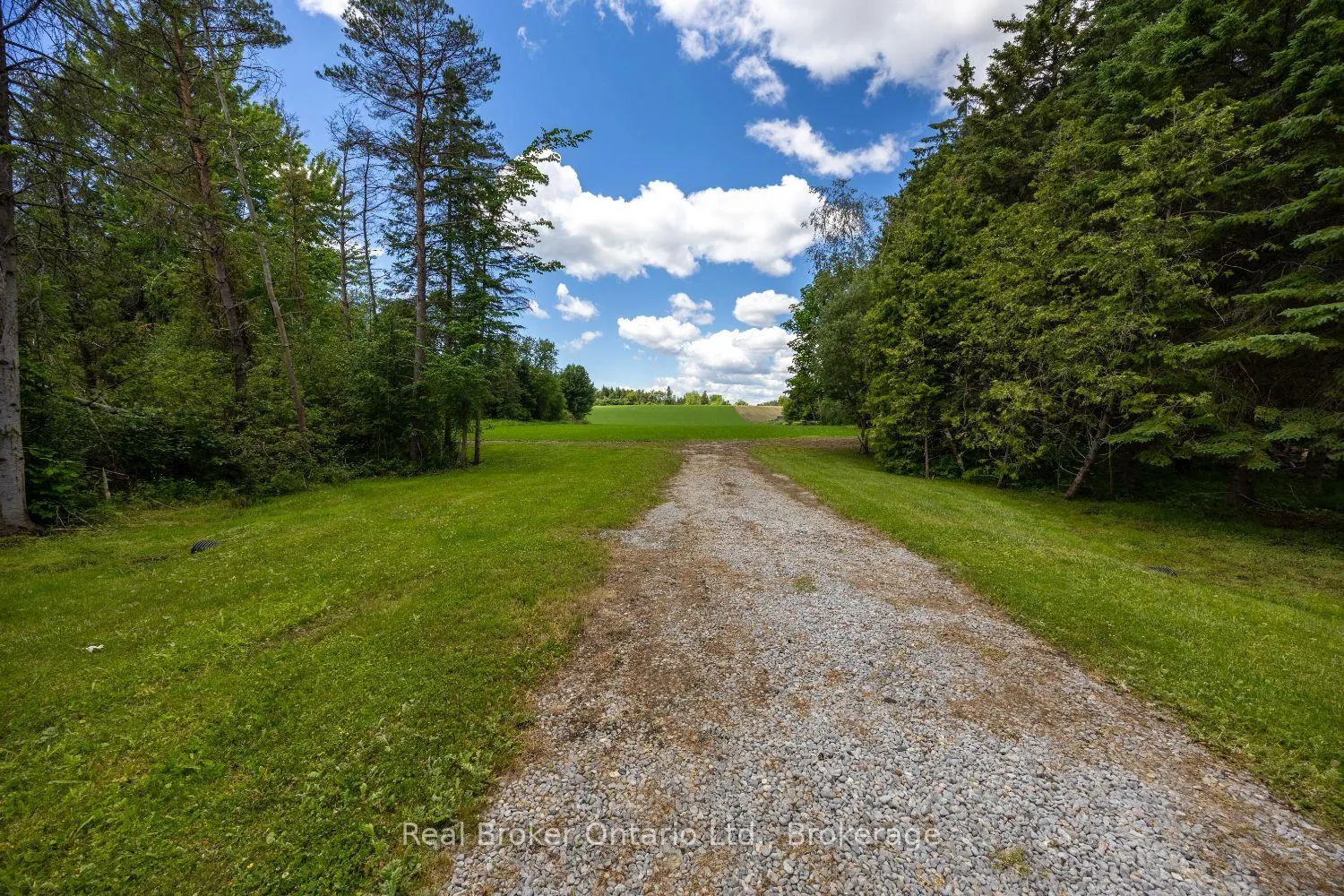 Photo 5 of 4206 Middle Road, Clarington, Rural Clarington — HOMEH