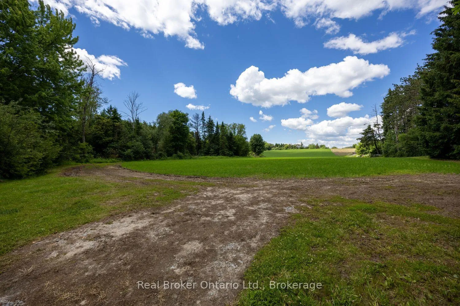 Photo 6 of 4206 Middle Road, Clarington, Rural Clarington — HOMEH