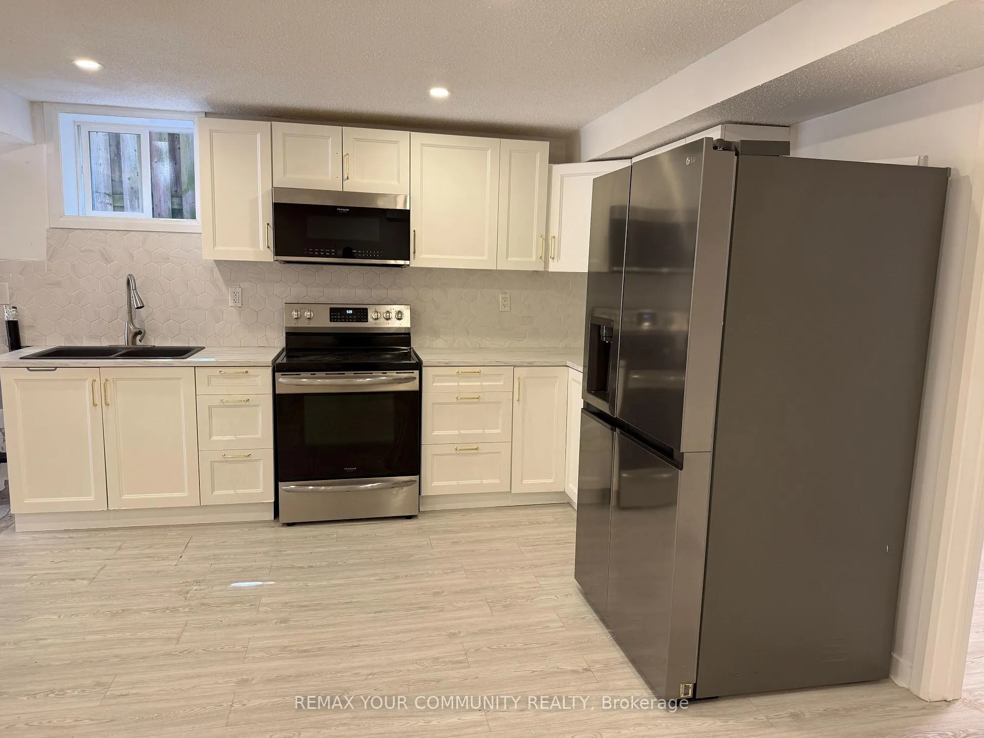 Photo 5 of 6 Albery Crescent, Aurora, Aurora Highlands — HOMEH