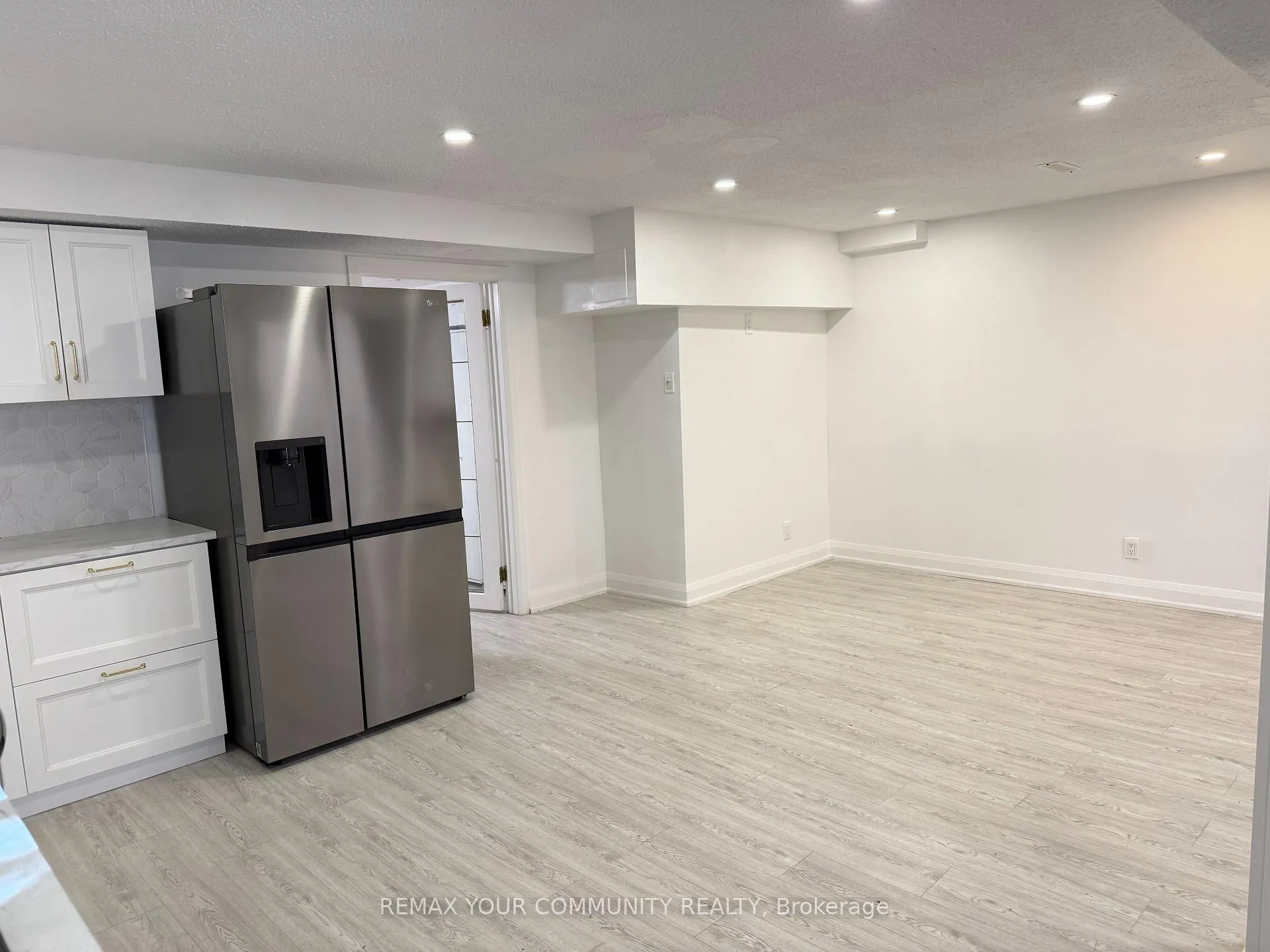 Photo 6 of 6 Albery Crescent, Aurora, Aurora Highlands — HOMEH