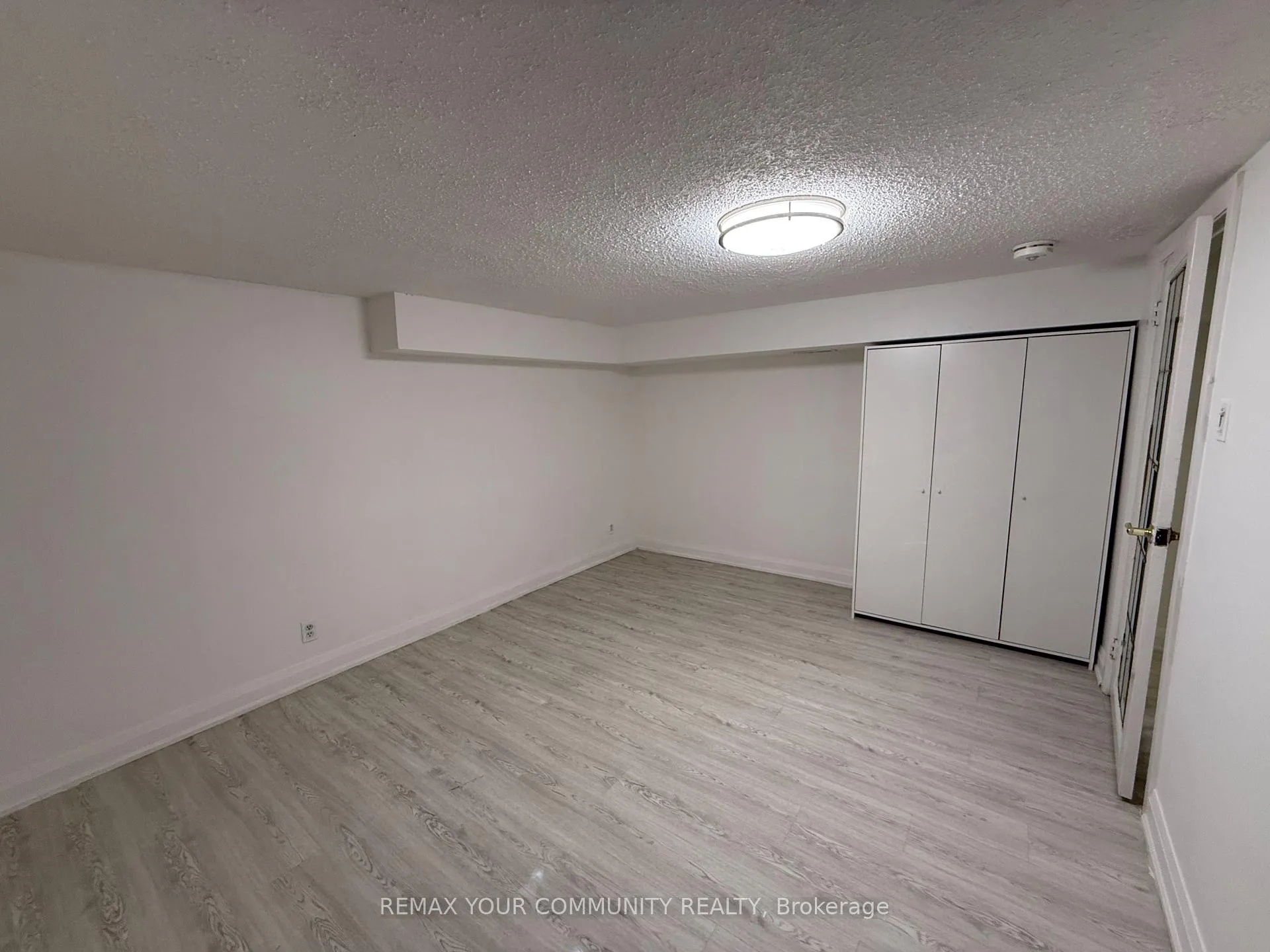 Photo 9 of 6 Albery Crescent, Aurora, Aurora Highlands — HOMEH