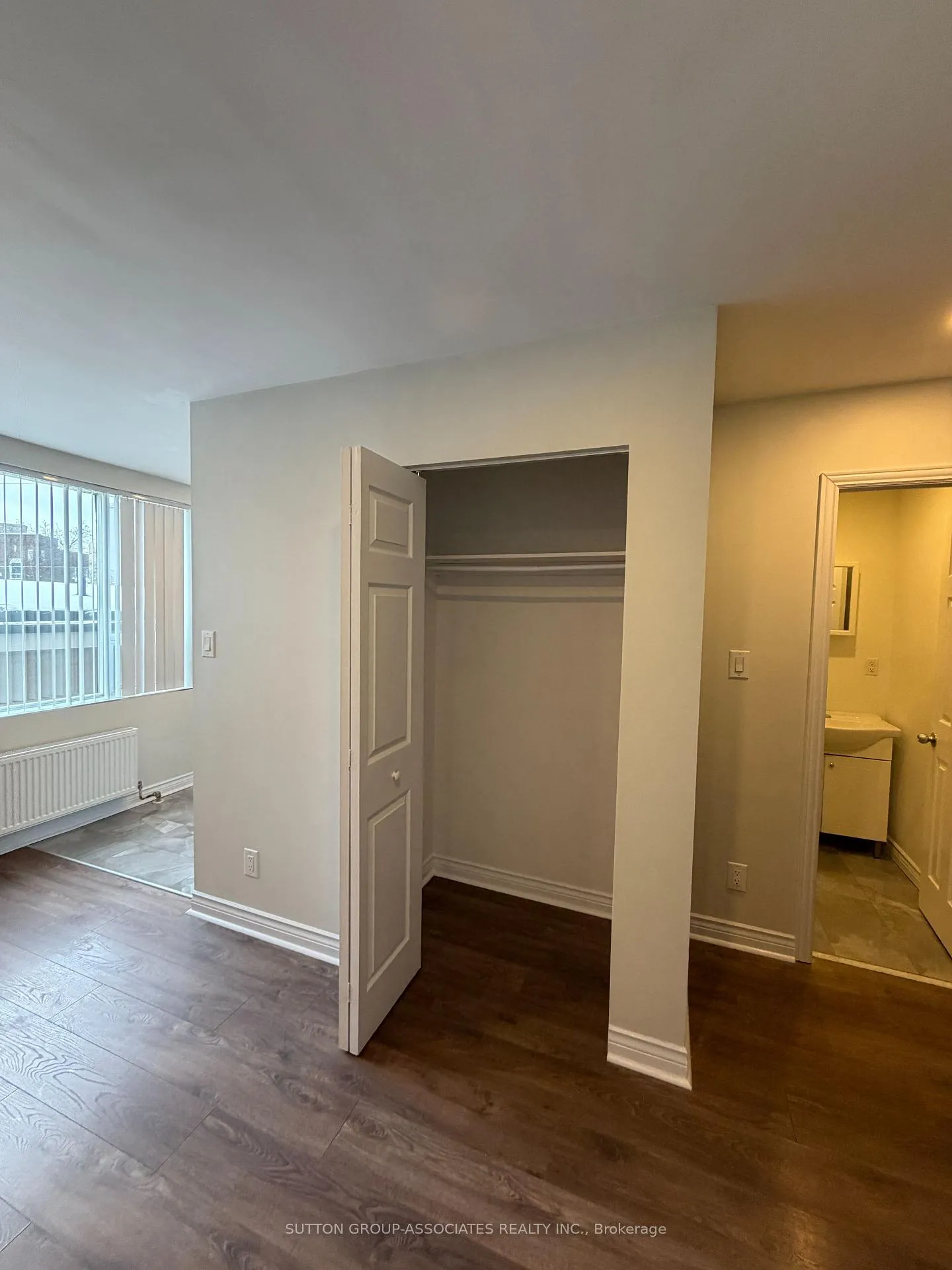 Photo 3 of Unit 304, 180 Vaughan Road, Toronto, Humewood-Cedarvale — HOMEH