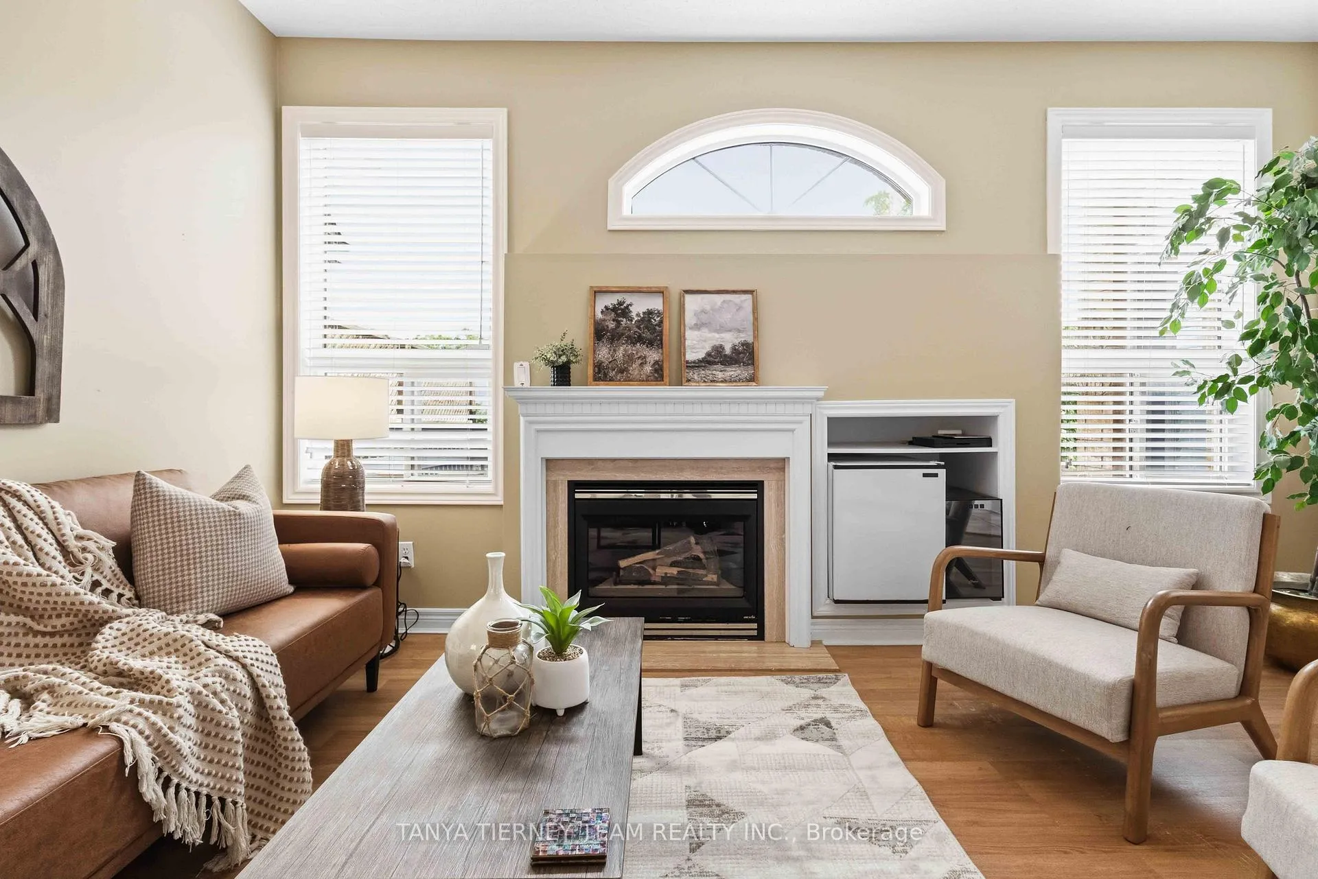 Photo 18 of 23 Cody Avenue, Whitby, Brooklin — HOMEH