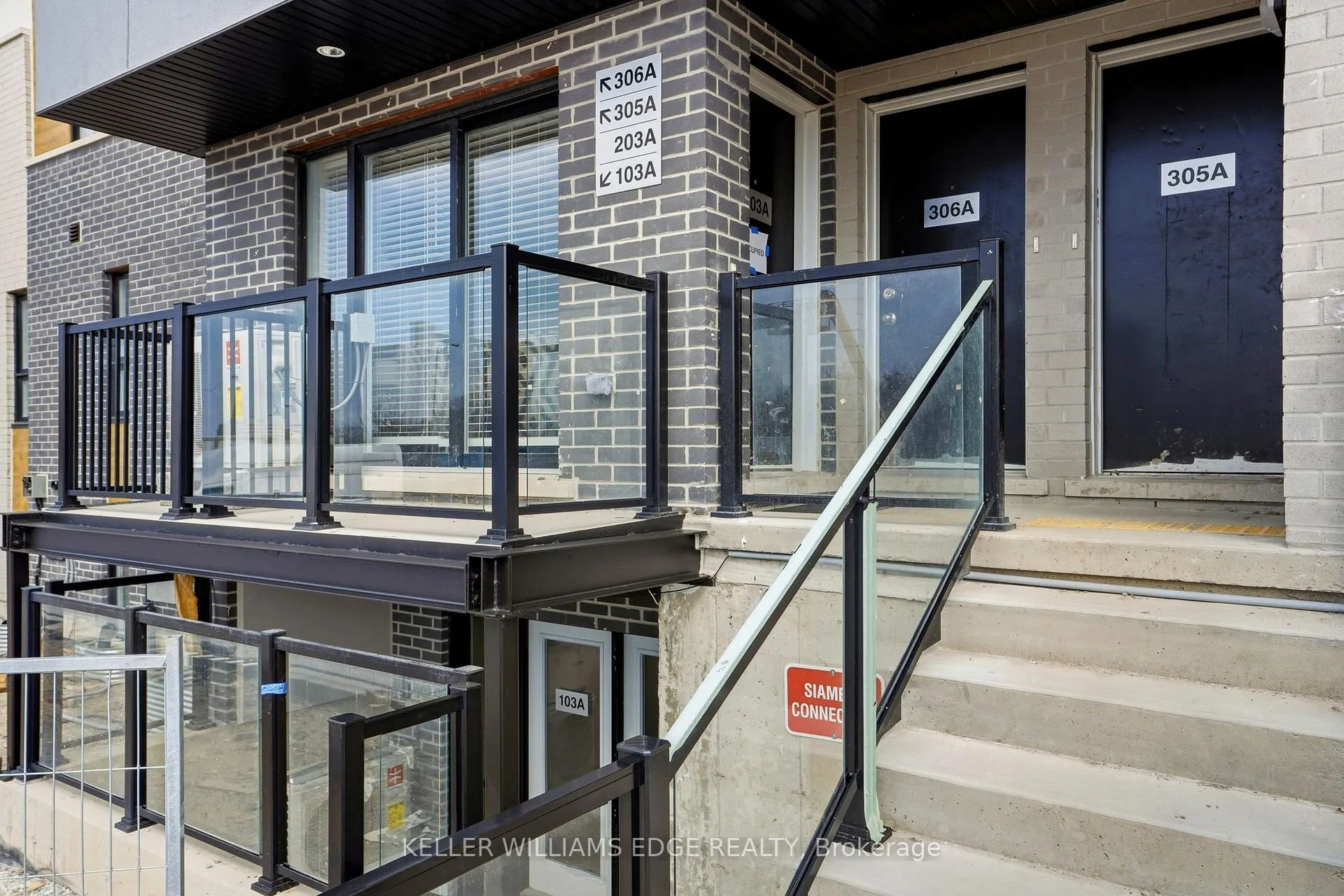 Photo 4 of 16 E Chester Avenue, St. Catharines, E. Chester — HOMEH