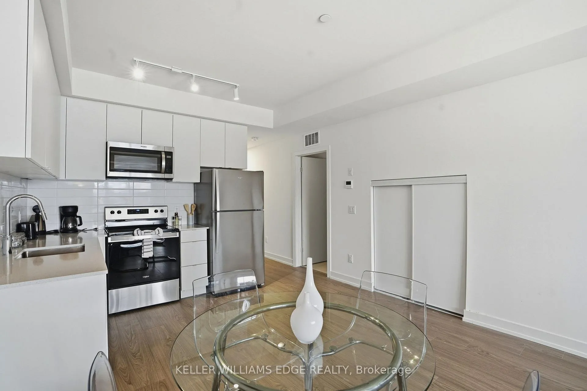 Photo 19 of 16 E Chester Avenue, St. Catharines, E. Chester — HOMEH
