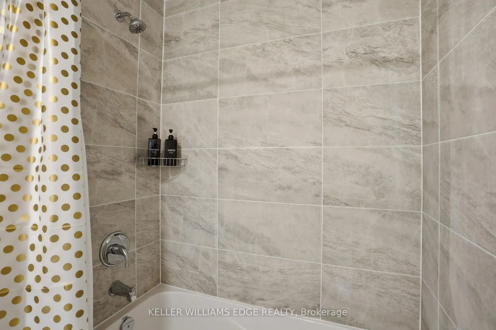 Photo 35 of 16 E Chester Avenue, St. Catharines, E. Chester — HOMEH
