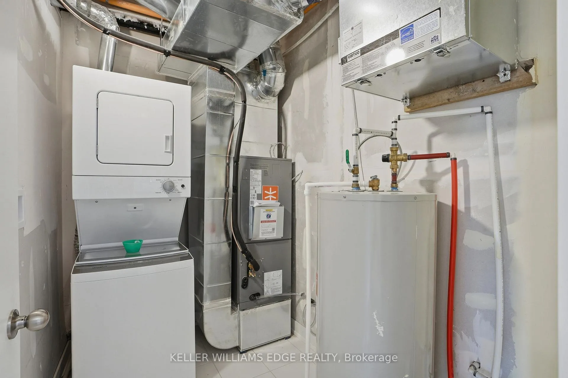 Photo 38 of 16 E Chester Avenue, St. Catharines, E. Chester — HOMEH