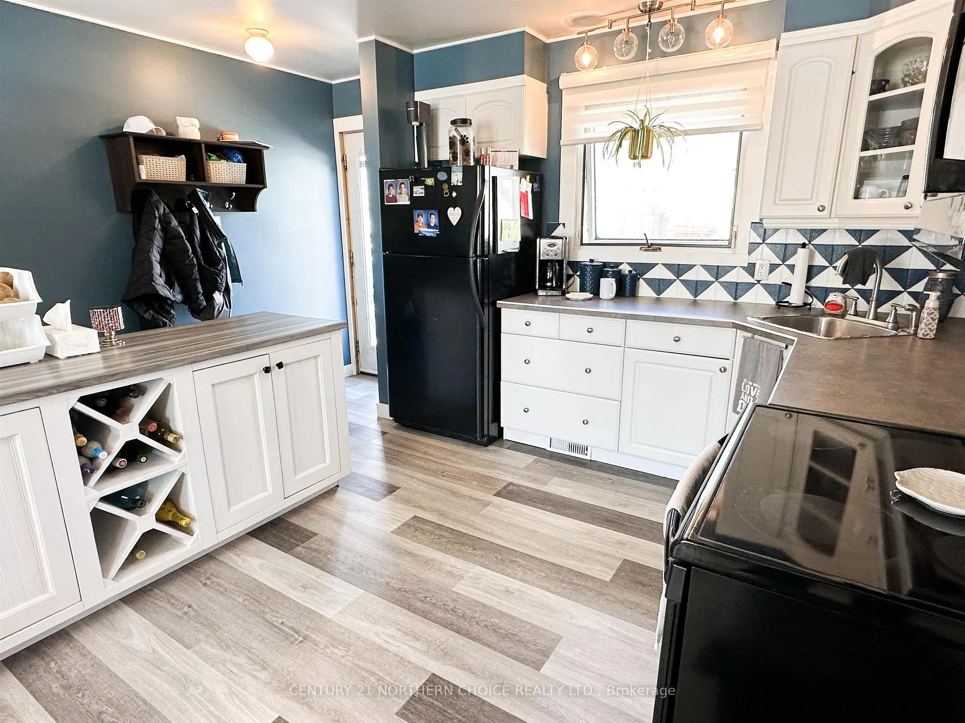 Photo 8 of 55 Dickenson Road, Red Lake — HOMEH