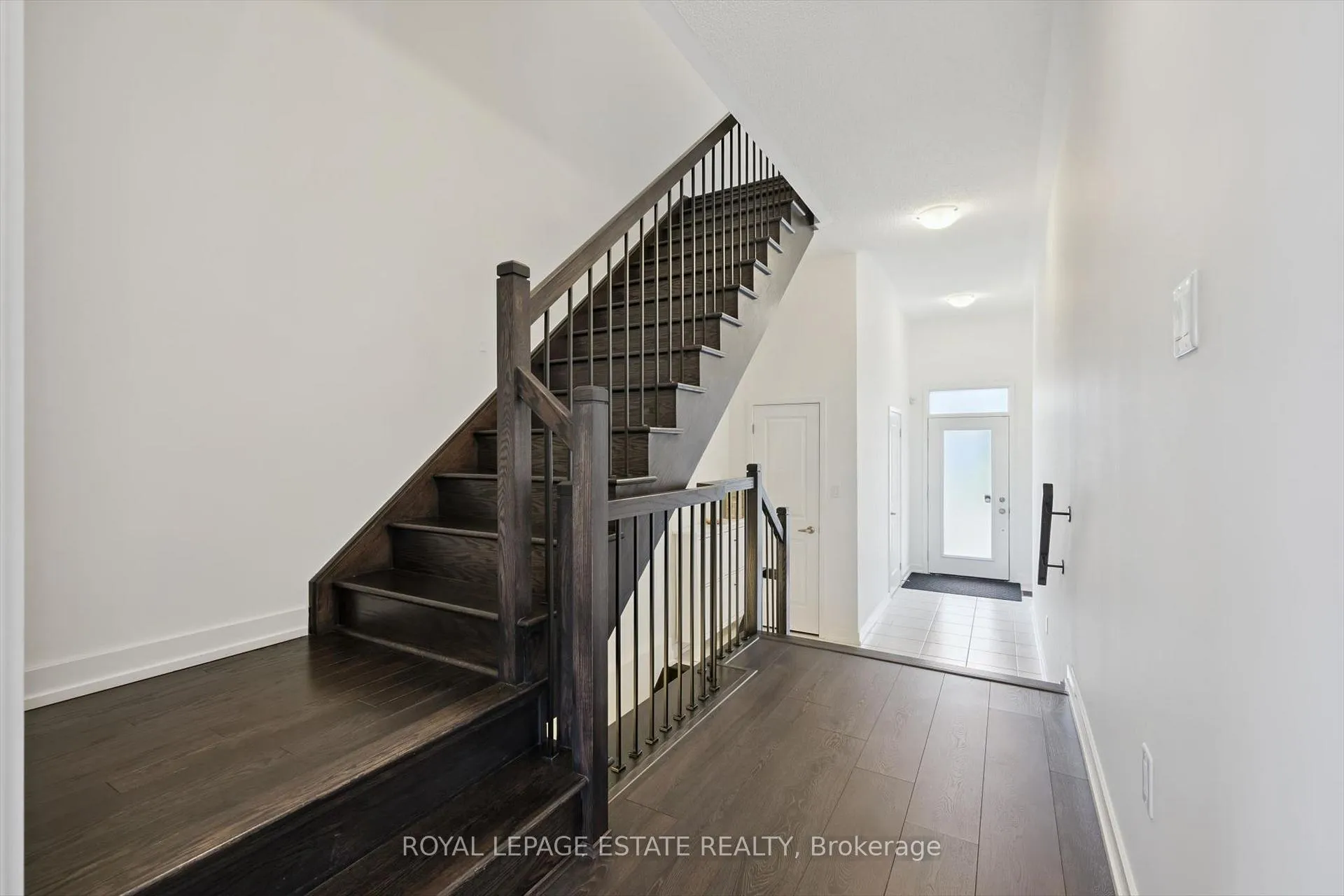 Photo 3 of 237 Fowley Drive, Oakville, Glenorchy — HOMEH