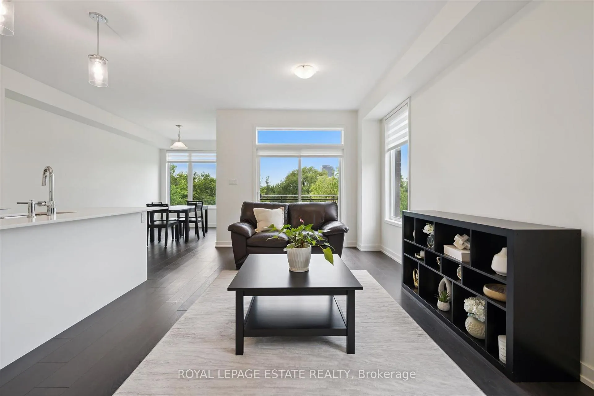 Photo 12 of 237 Fowley Drive, Oakville, Glenorchy — HOMEH