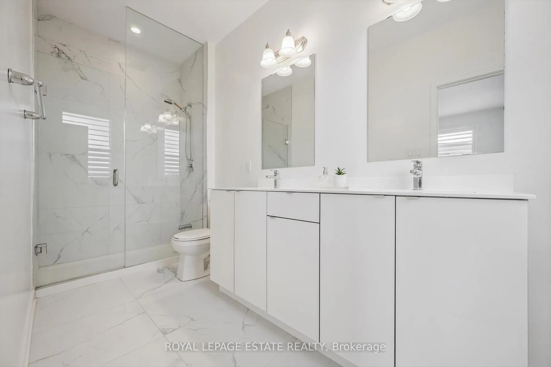 Photo 19 of 237 Fowley Drive, Oakville, Glenorchy — HOMEH