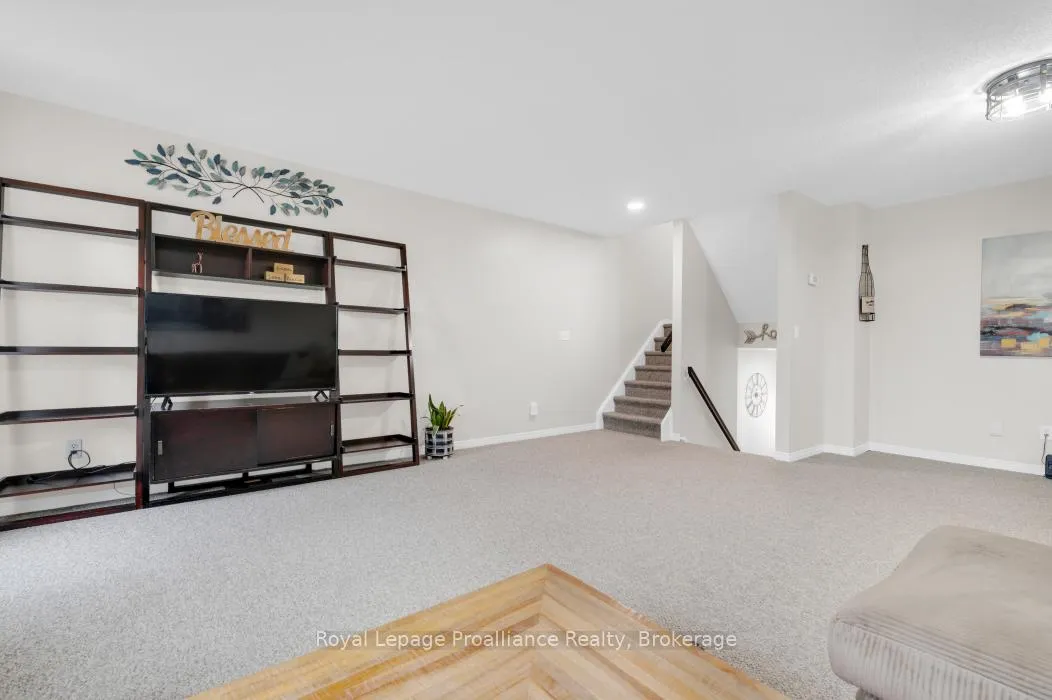 Photo 21 of Unit 16, 9 Progress Avenue, Belleville, Belleville Ward — HOMEH