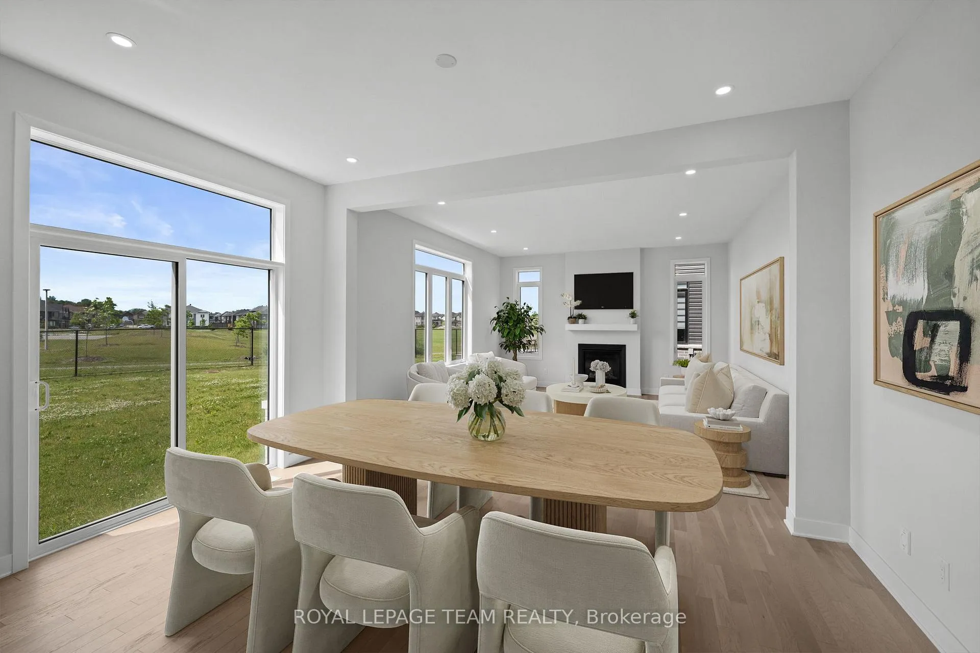 Photo 16 of 590 Anchor Circle, Ottawa, Mahogany Community — HOMEH