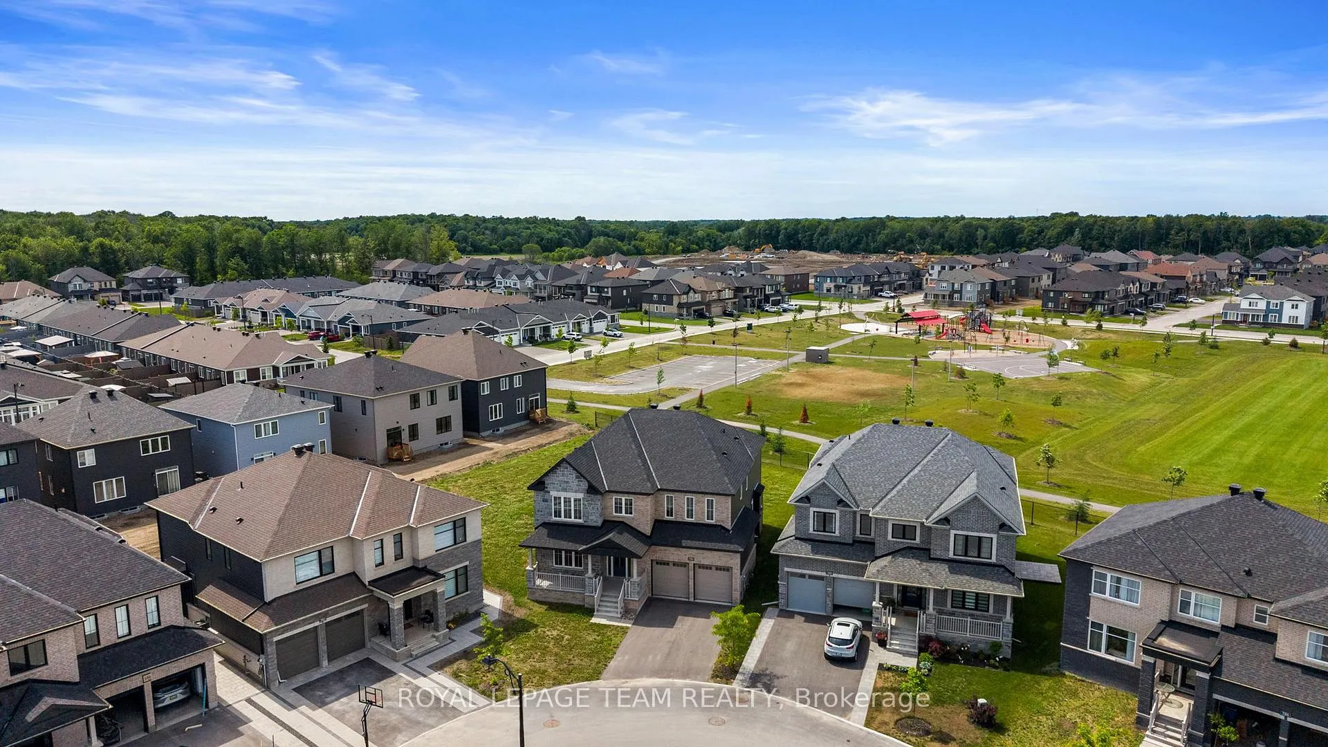 Photo 48 of 590 Anchor Circle, Ottawa, Mahogany Community — HOMEH