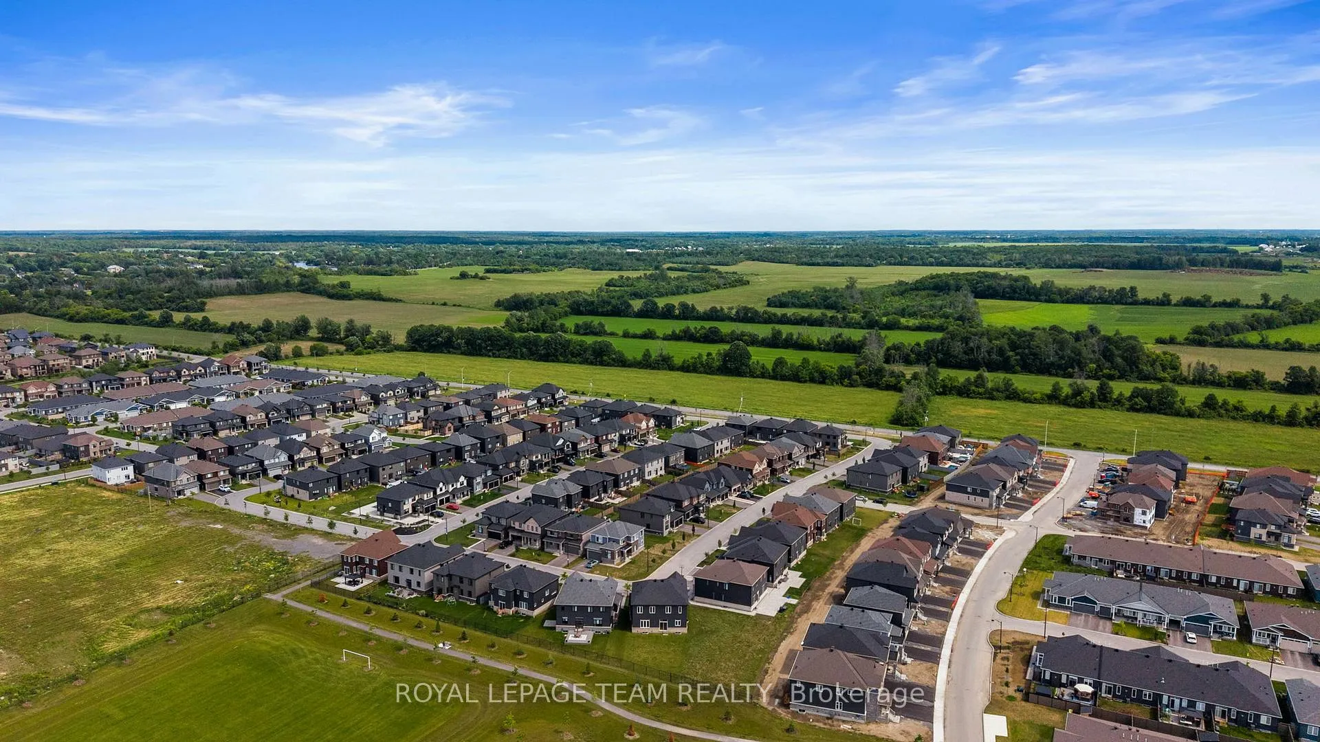 Photo 50 of 590 Anchor Circle, Ottawa, Mahogany Community — HOMEH