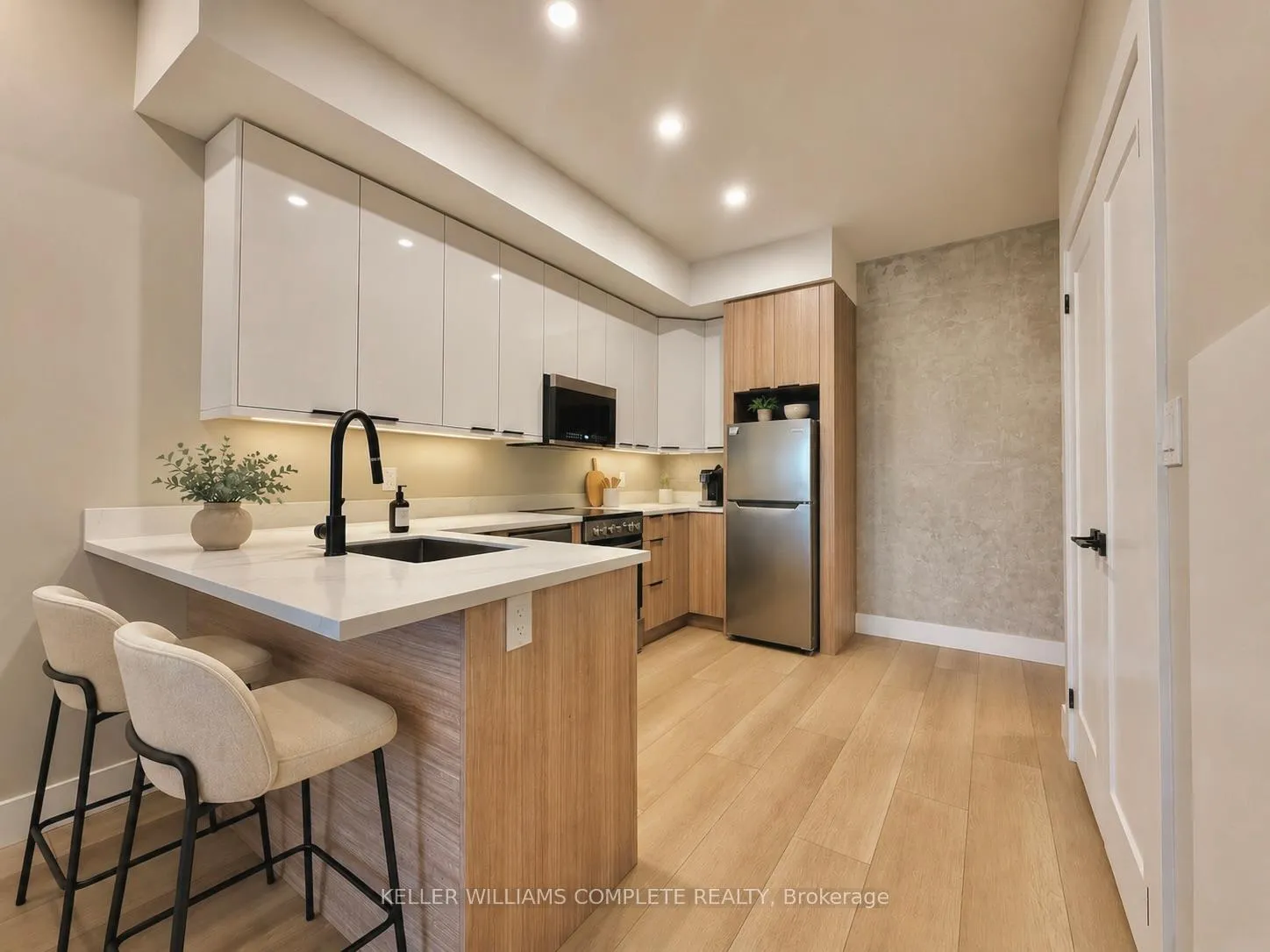 Photo 1 of Unit 207, 169 James Street S, Hamilton, Corktown — HOMEH