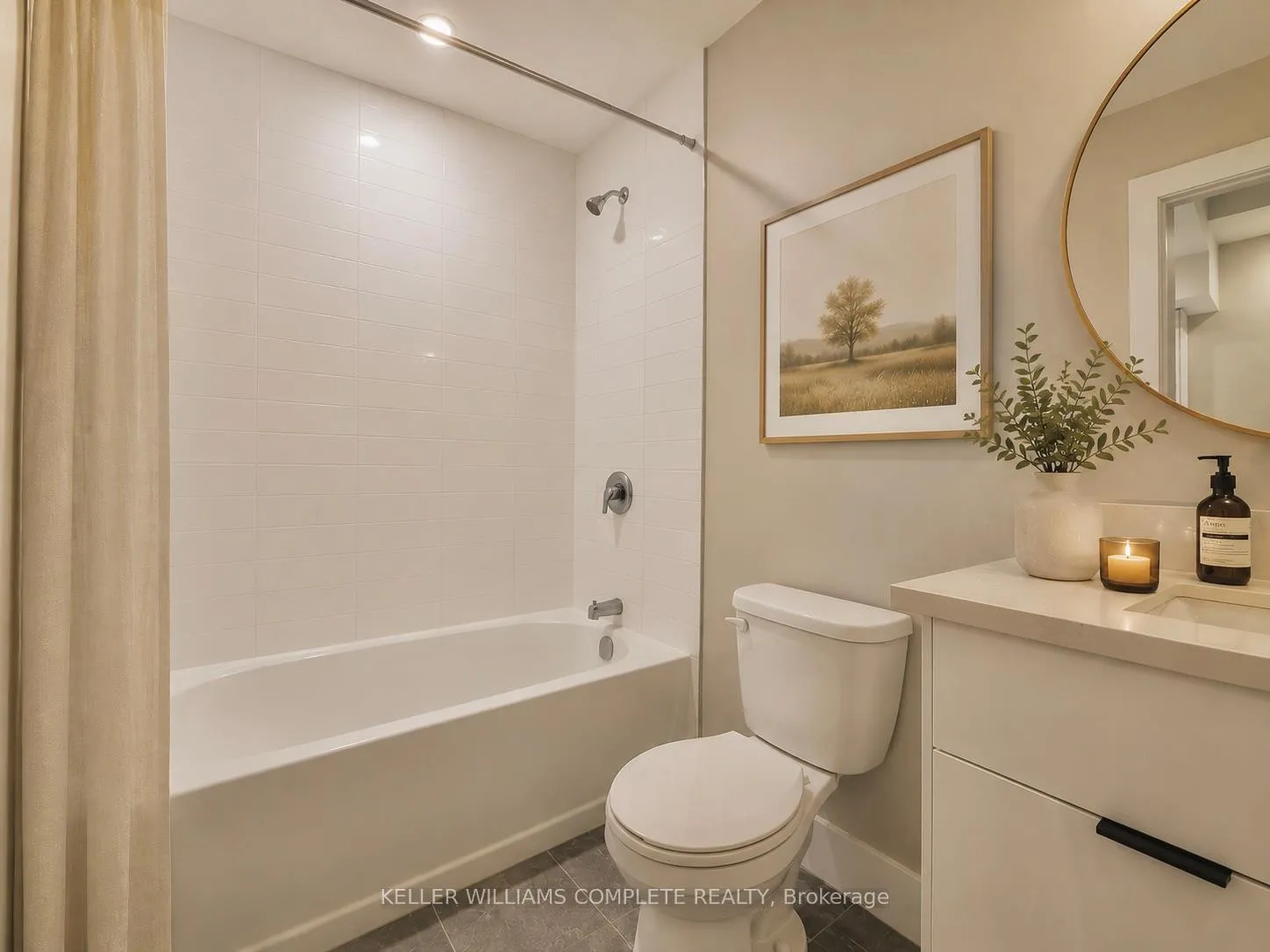 Photo 7 of Unit 207, 169 James Street S, Hamilton, Corktown — HOMEH