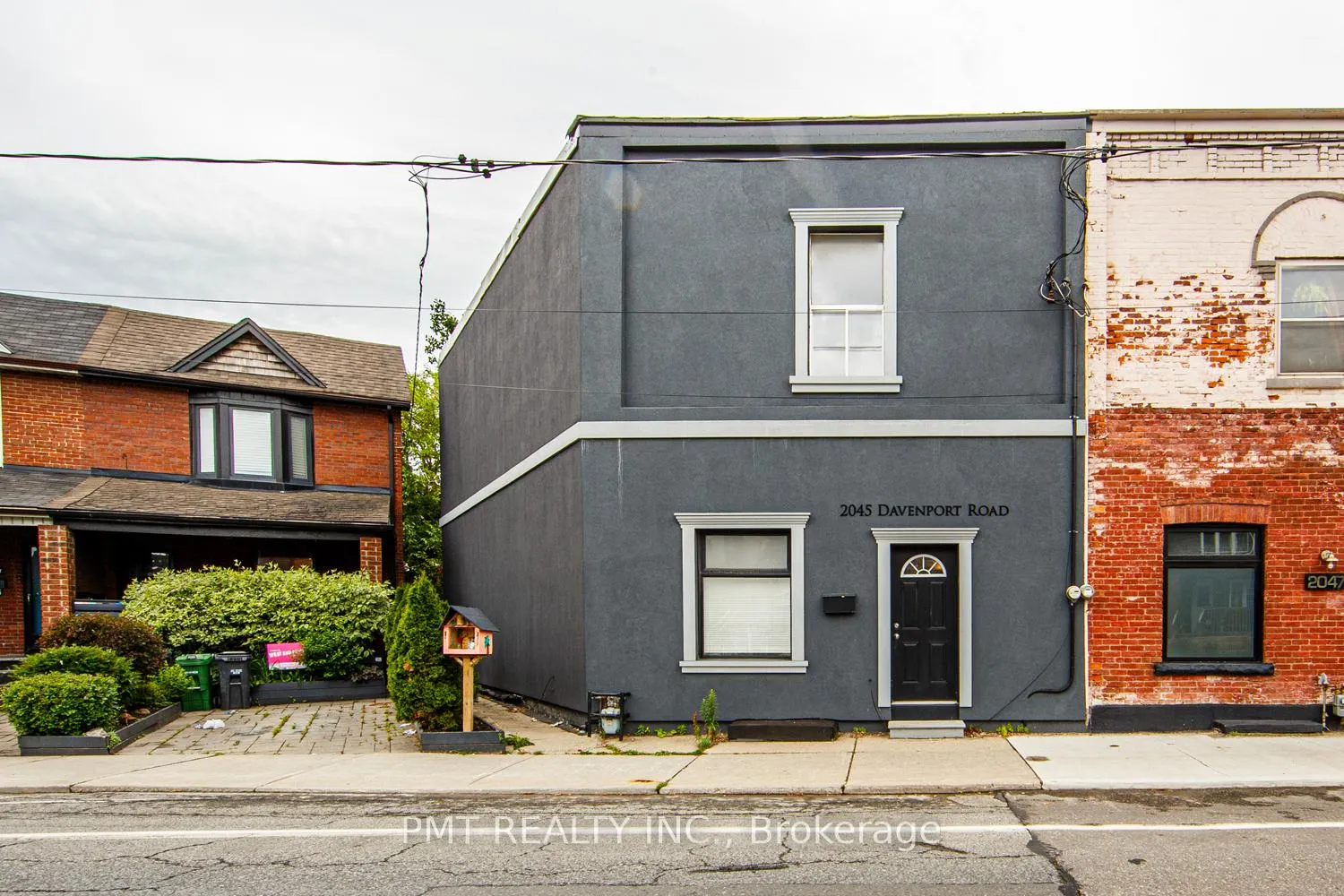 Front of Unit Main, 2045 Davenport Road