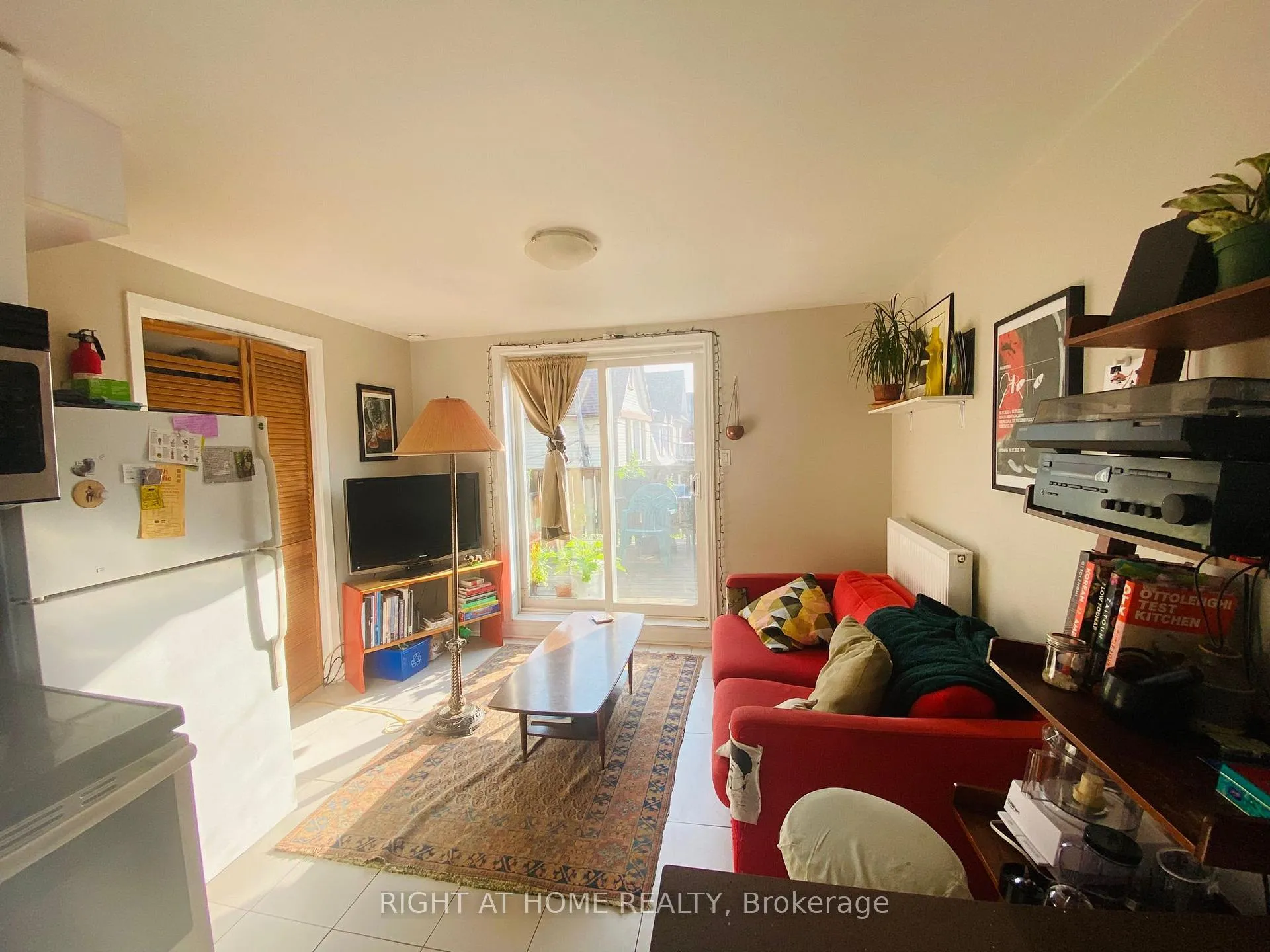 Photo 8 of Unit A, 332 Salem Avenue, Toronto, Dovercourt-Wallace Emerson-Junction — HOMEH