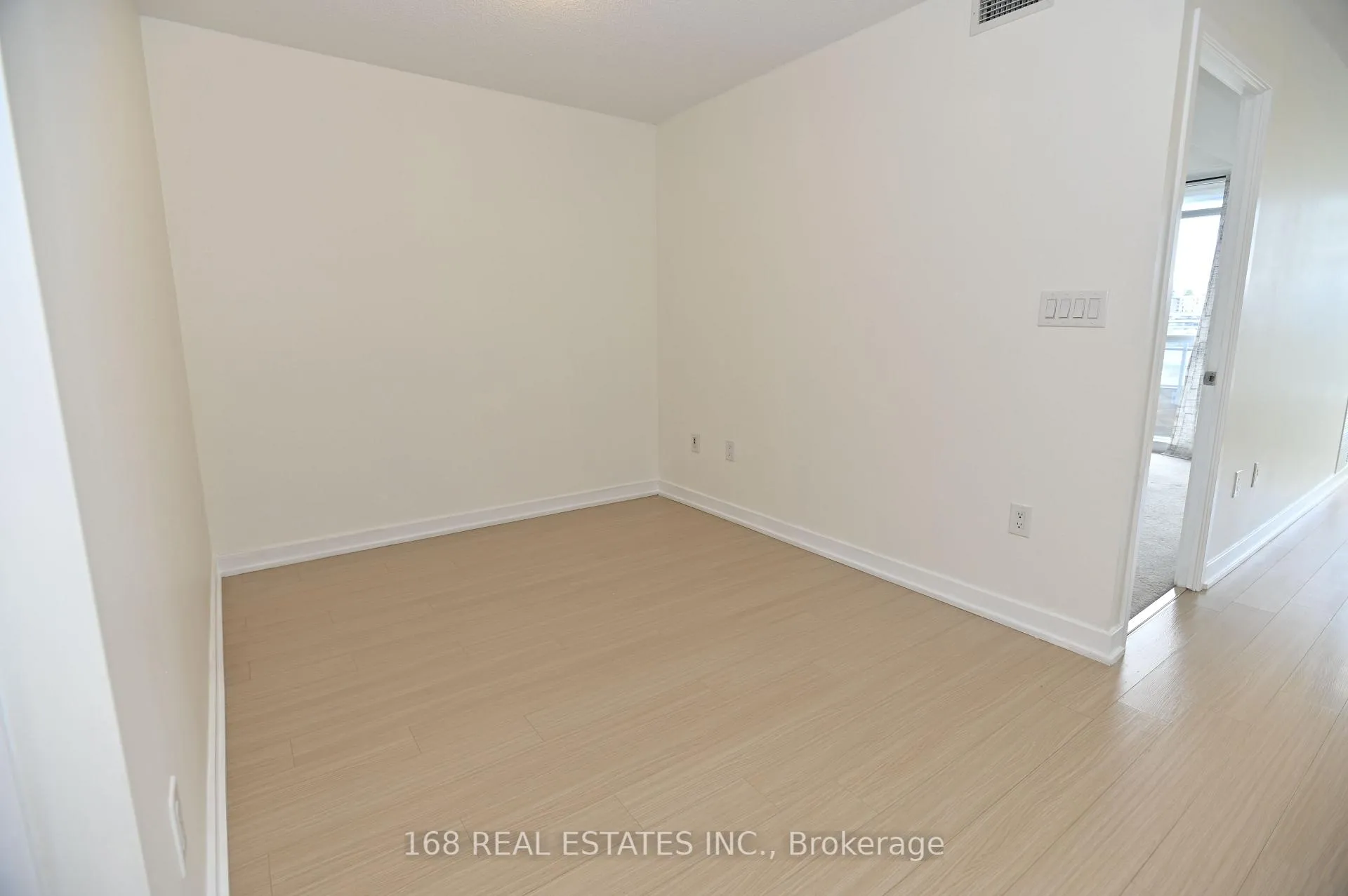 Photo 7 of Unit 920, 151 Dan Leckie Way, Toronto, Waterfront Communities — HOMEH