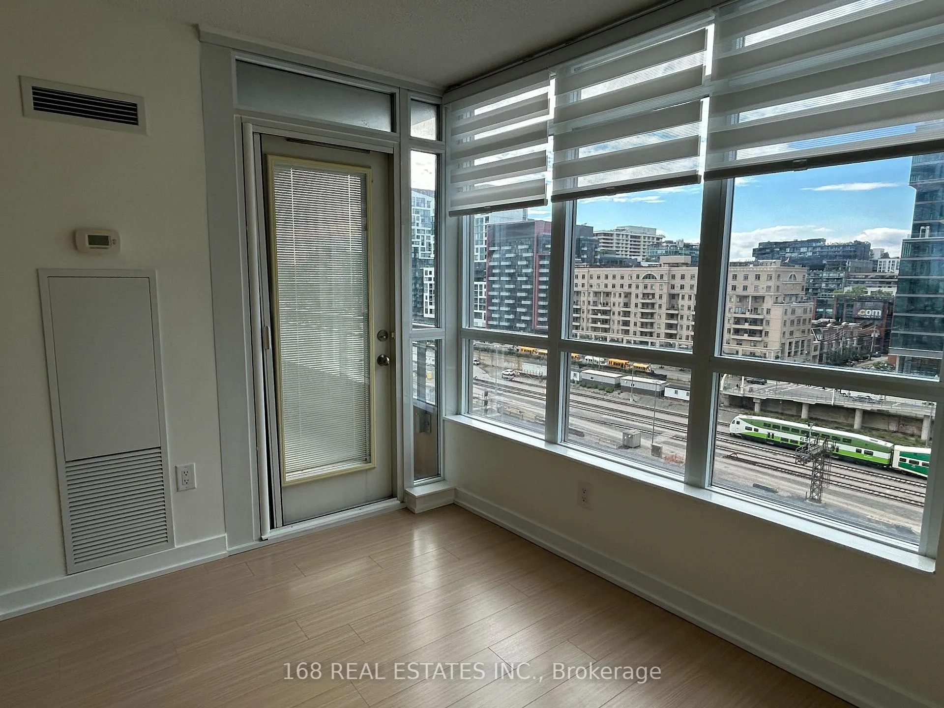 Photo 15 of Unit 920, 151 Dan Leckie Way, Toronto, Waterfront Communities — HOMEH