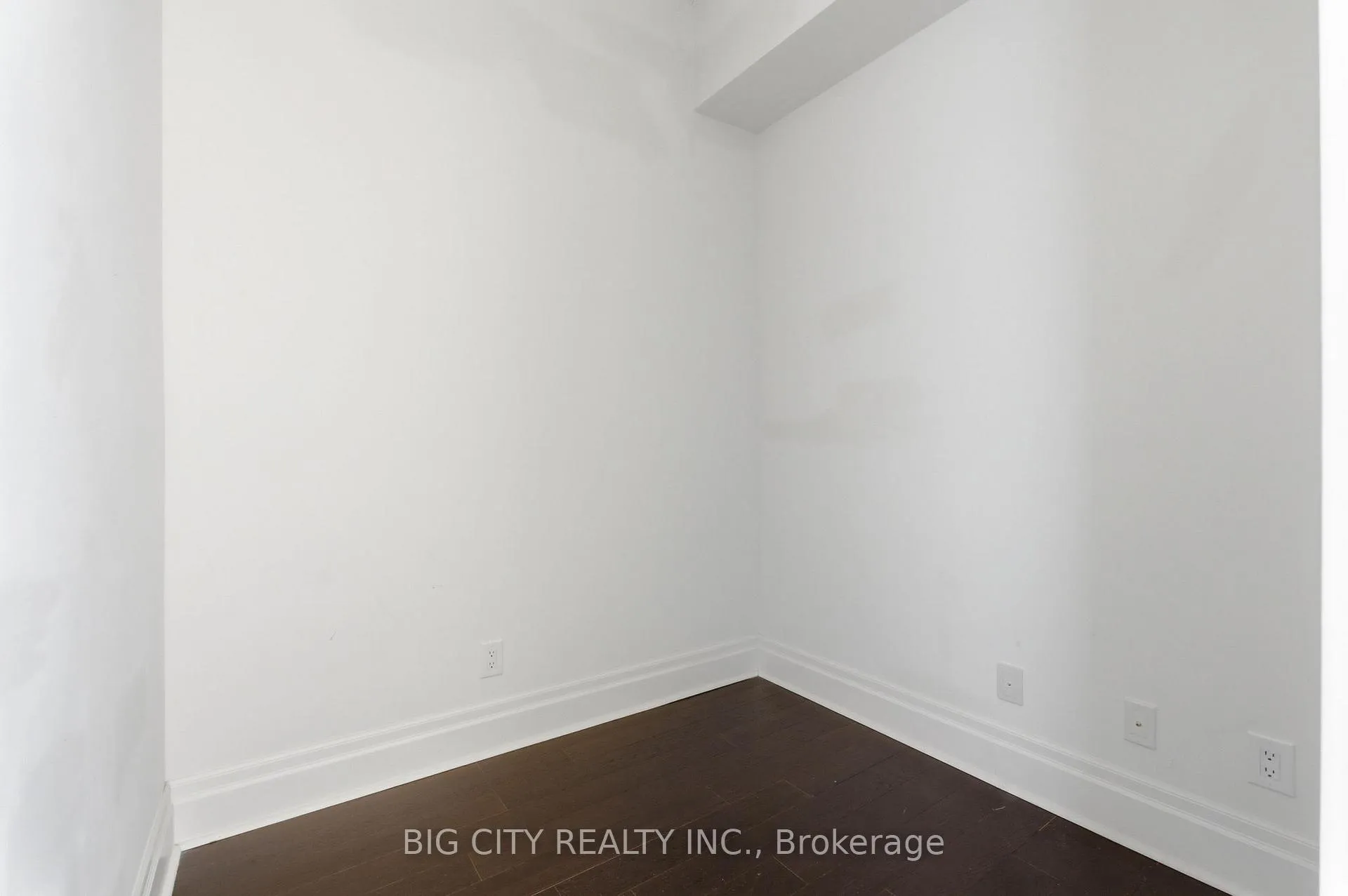 Photo 23 of Unit 1005, 131 Upper Duke Crescent, Markham, Unionville — HOMEH