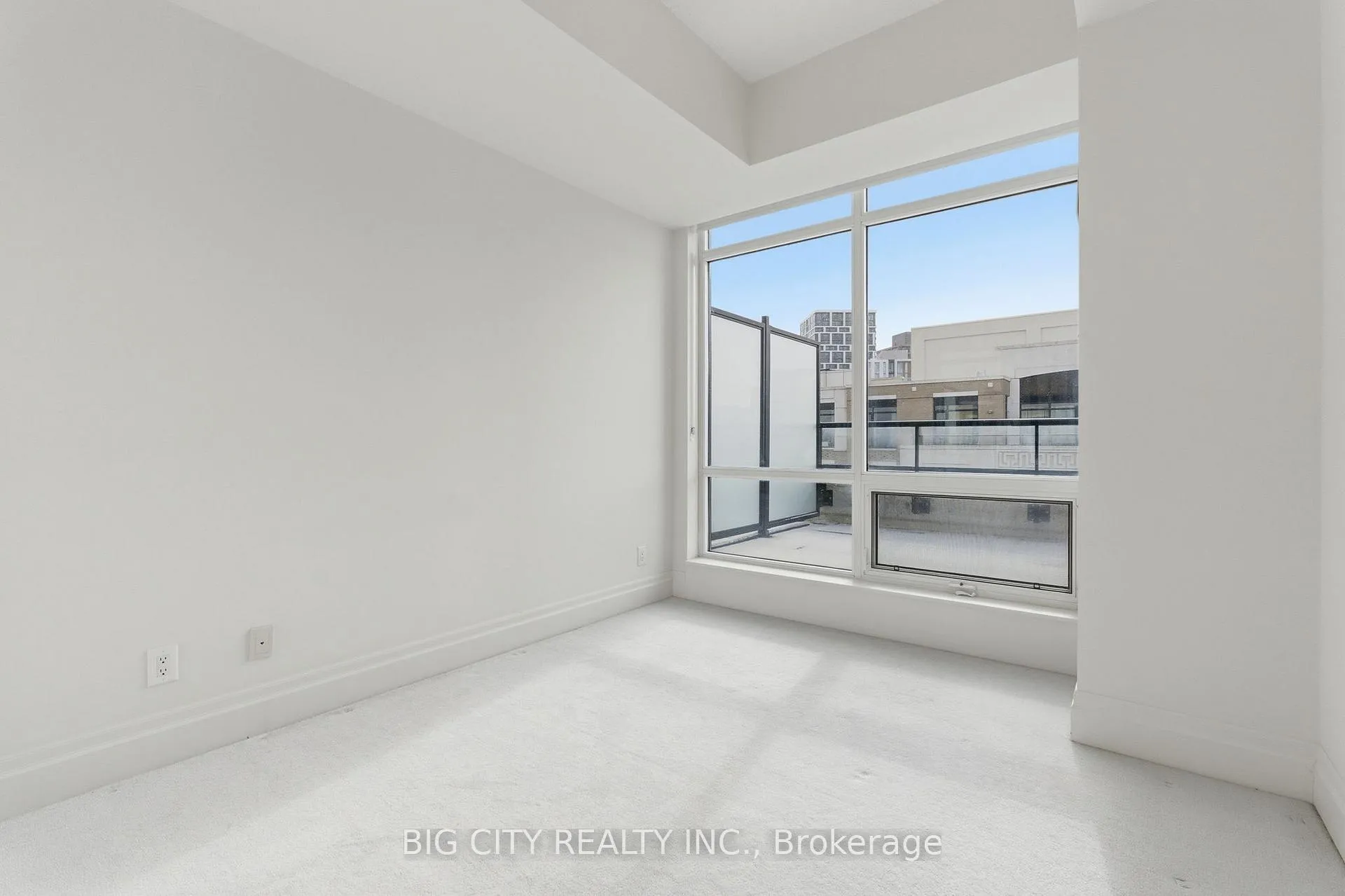 Photo 28 of Unit 1005, 131 Upper Duke Crescent, Markham, Unionville — HOMEH