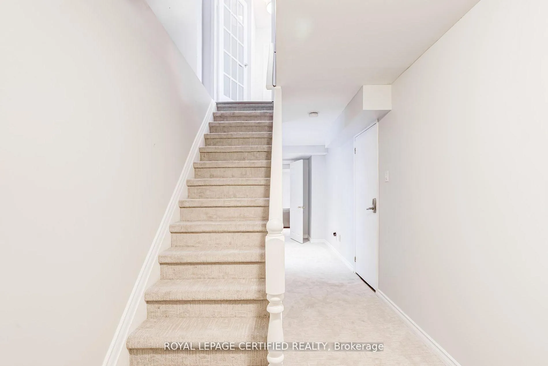 Photo 31 of 2197 Oakridge Crescent, Burlington, Headon — HOMEH