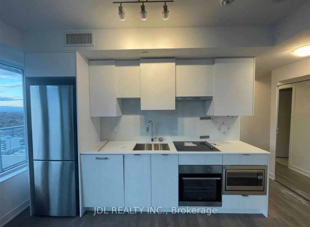 Photo 1 of Unit 3009, 99 Broadway Avenue, Toronto, Mount Pleasant West — HOMEH