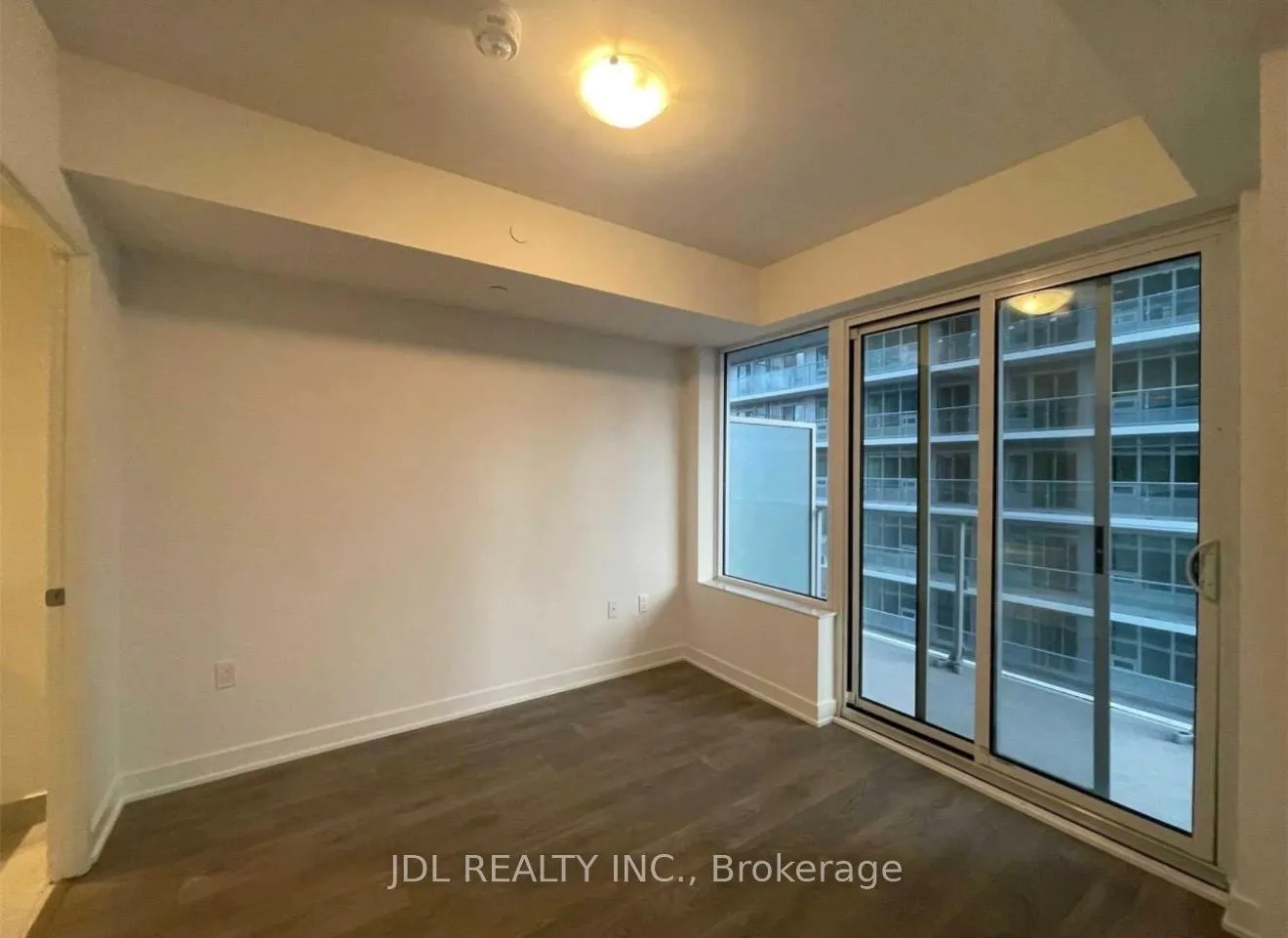 Photo 5 of Unit 3009, 99 Broadway Avenue, Toronto, Mount Pleasant West — HOMEH