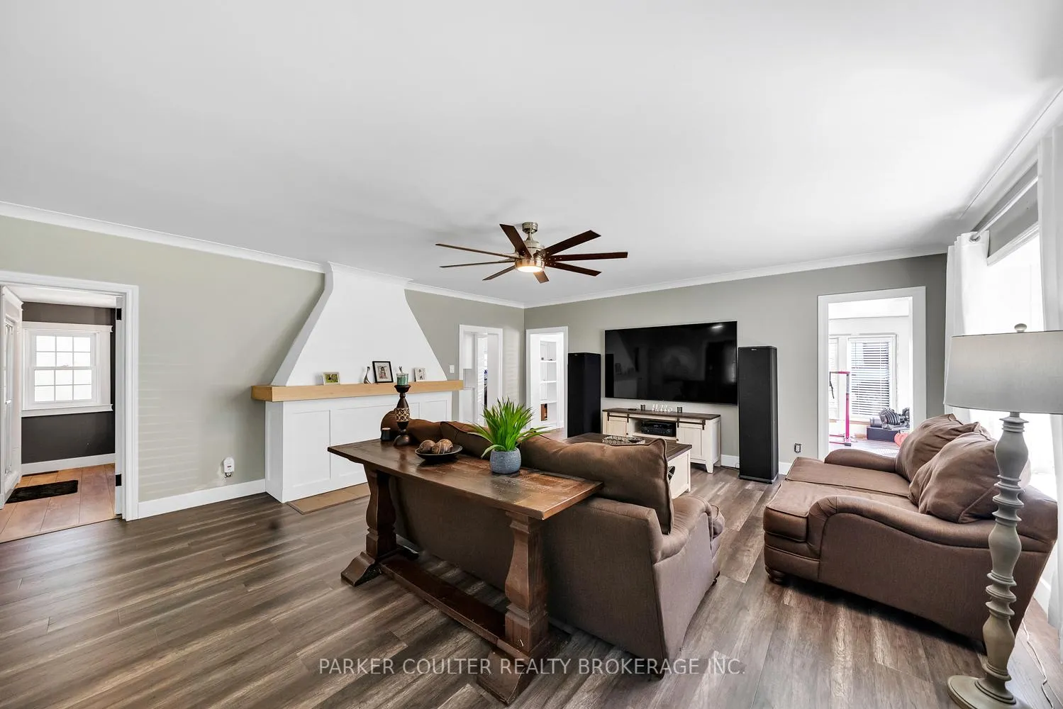 Photo 4 of 251 Mountain Avenue, Tay, Waubaushene — HOMEH