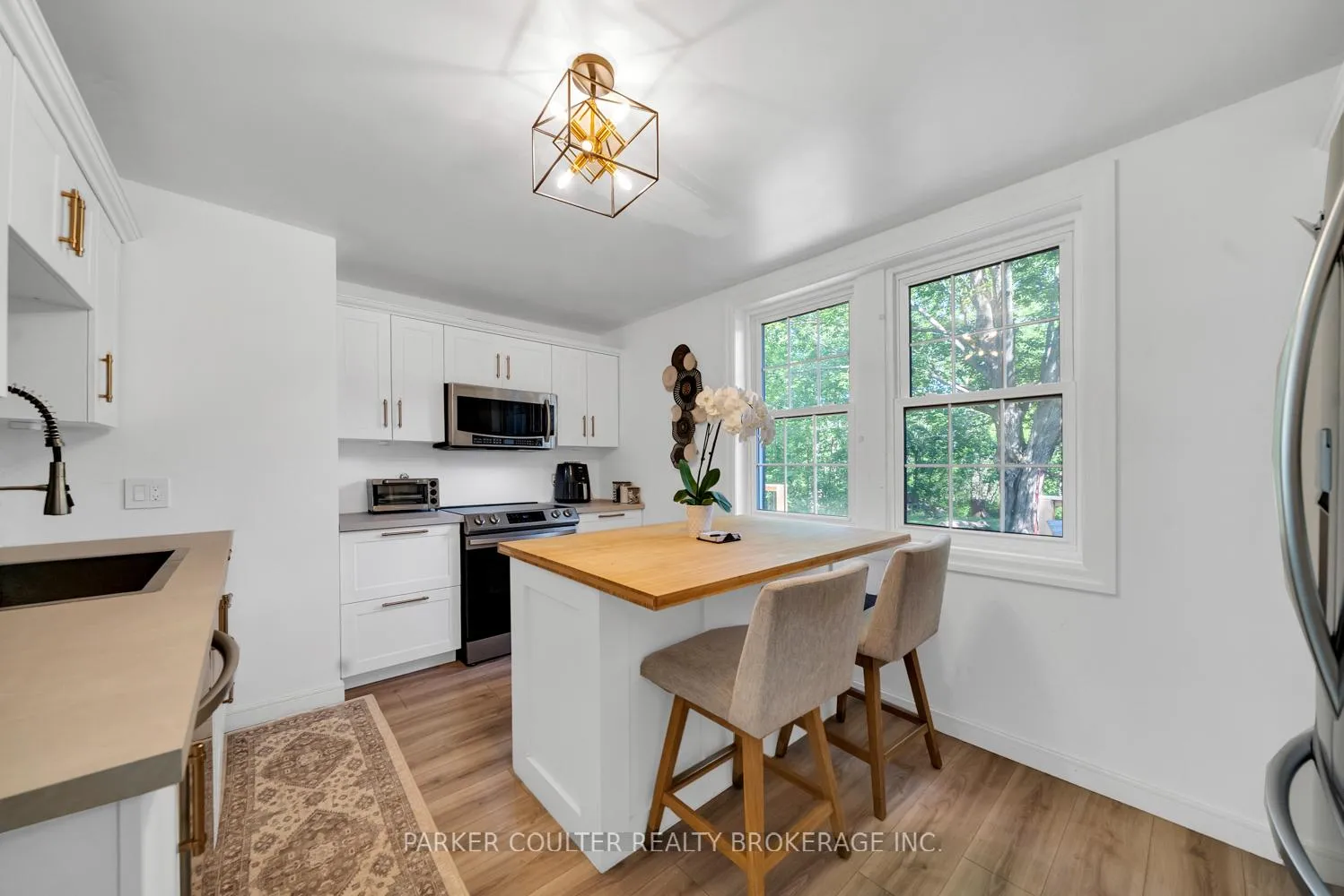 Photo 9 of 251 Mountain Avenue, Tay, Waubaushene — HOMEH