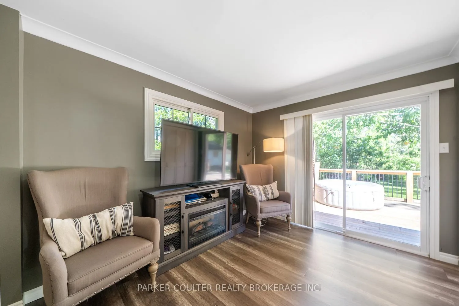 Photo 26 of 251 Mountain Avenue, Tay, Waubaushene — HOMEH