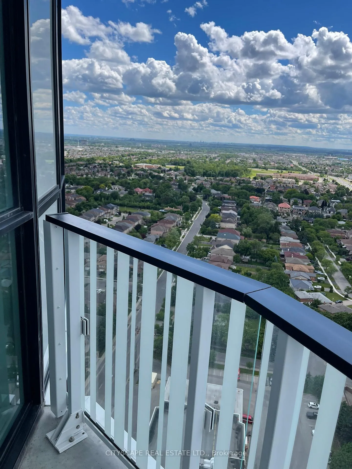 Photo 33 of Unit 3109, 1 Fairview Road E, Mississauga, Mississauga Valleys — HOMEH