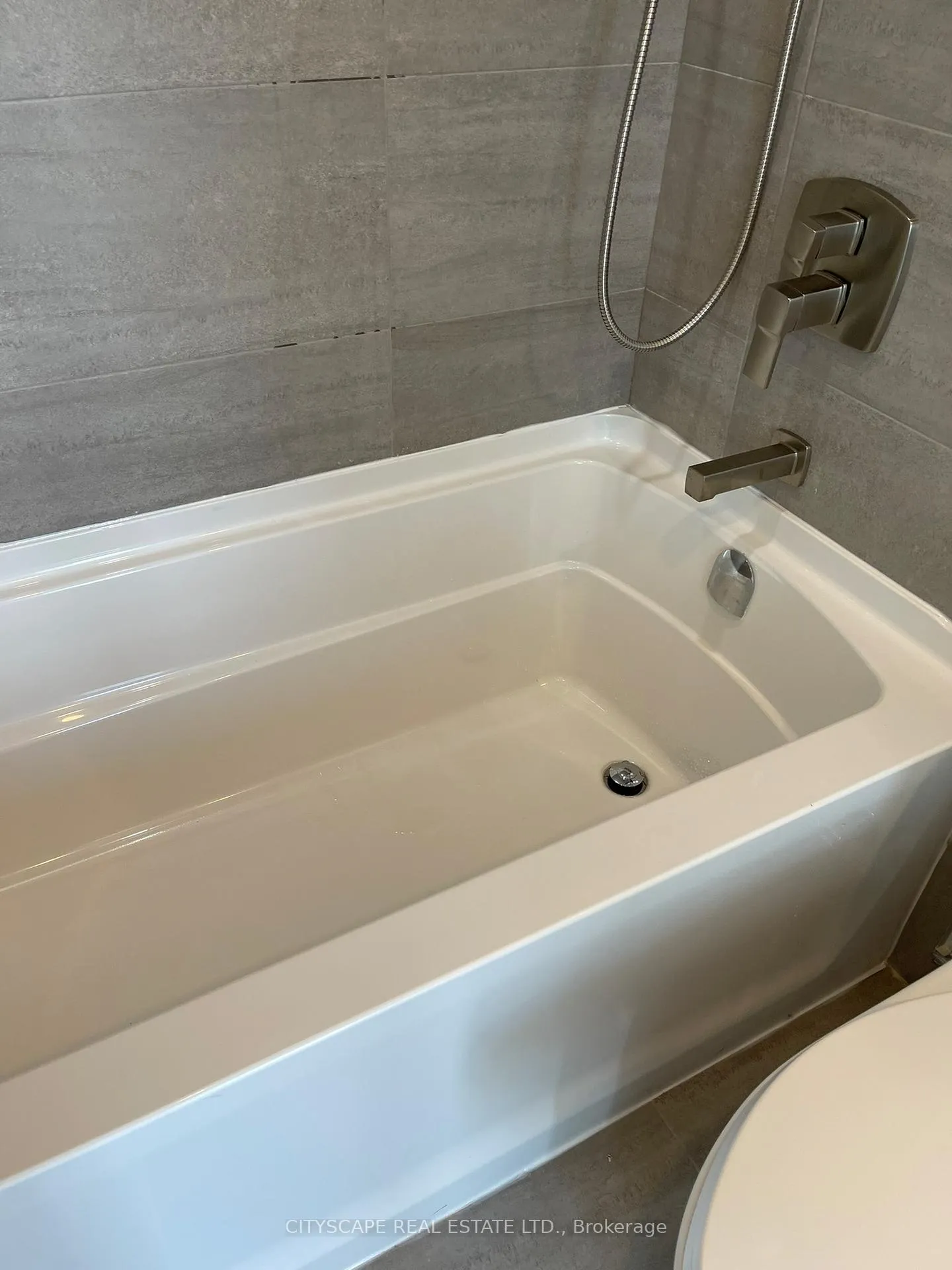 Photo 35 of Unit 3109, 1 Fairview Road E, Mississauga, Mississauga Valleys — HOMEH