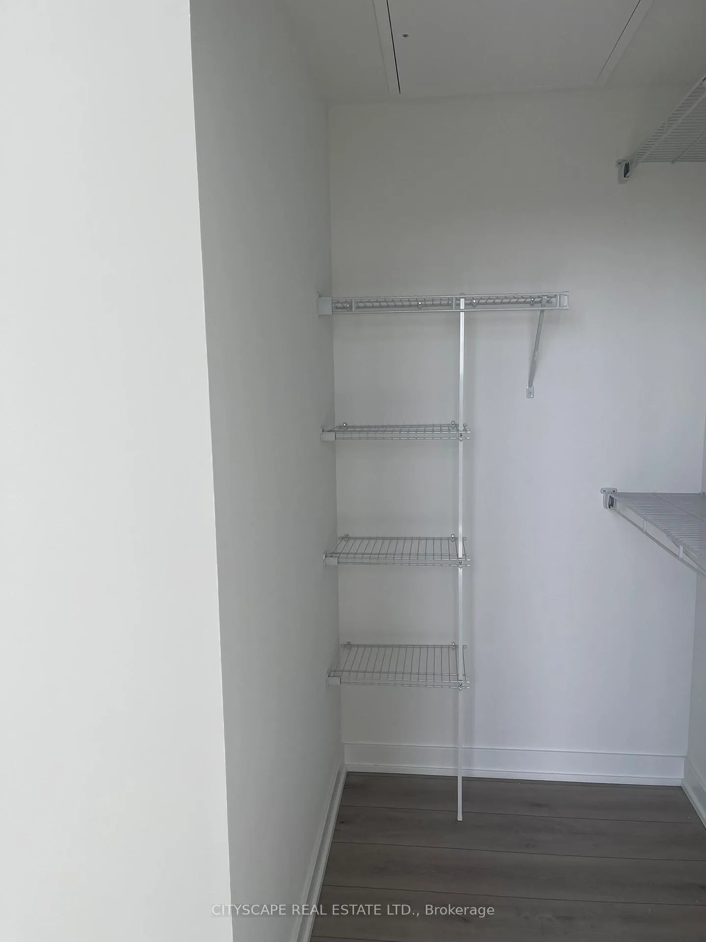 Photo 37 of Unit 3109, 1 Fairview Road E, Mississauga, Mississauga Valleys — HOMEH