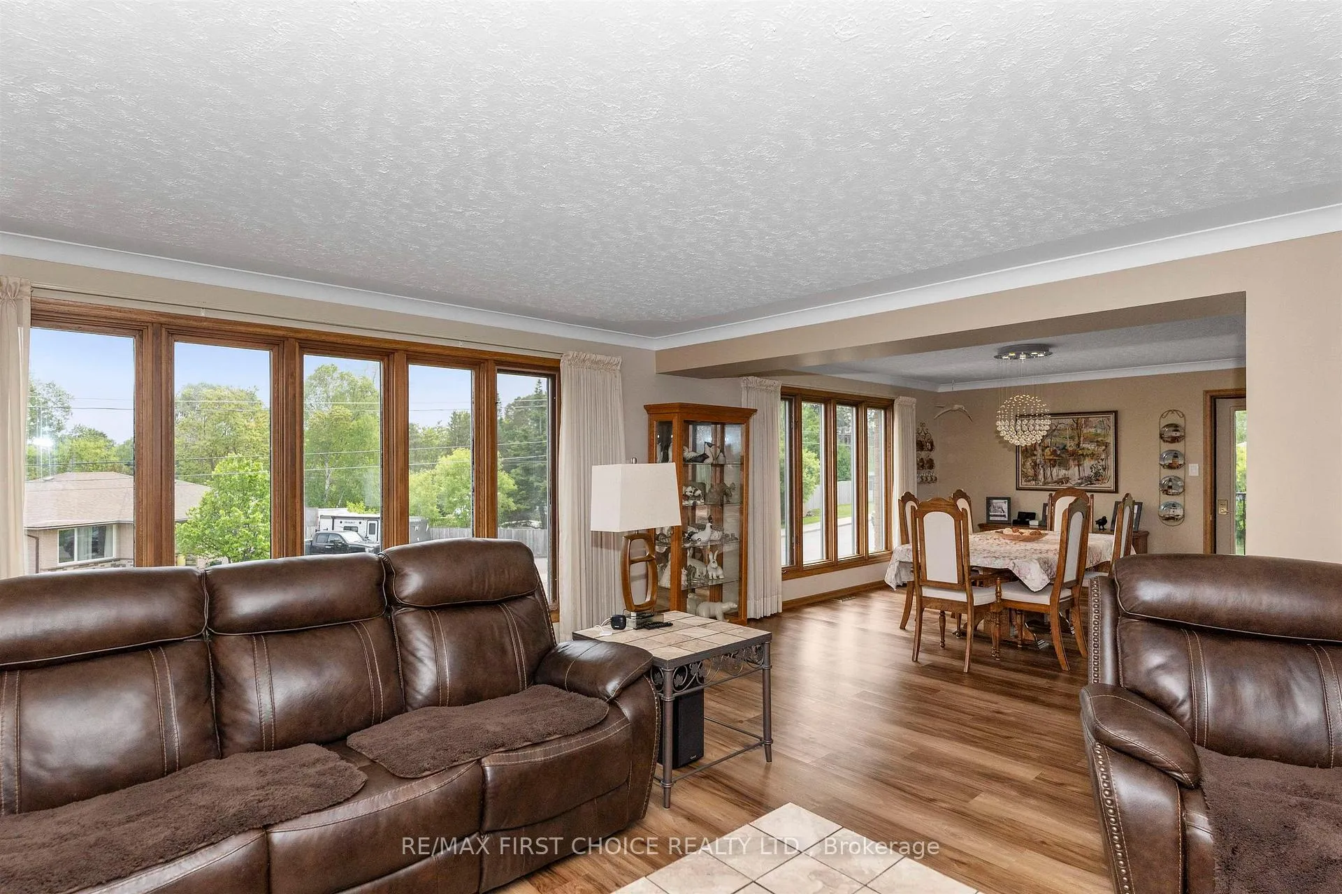 Photo 19 of 110 Albany Street, Thunder Bay, Shuniah — HOMEH