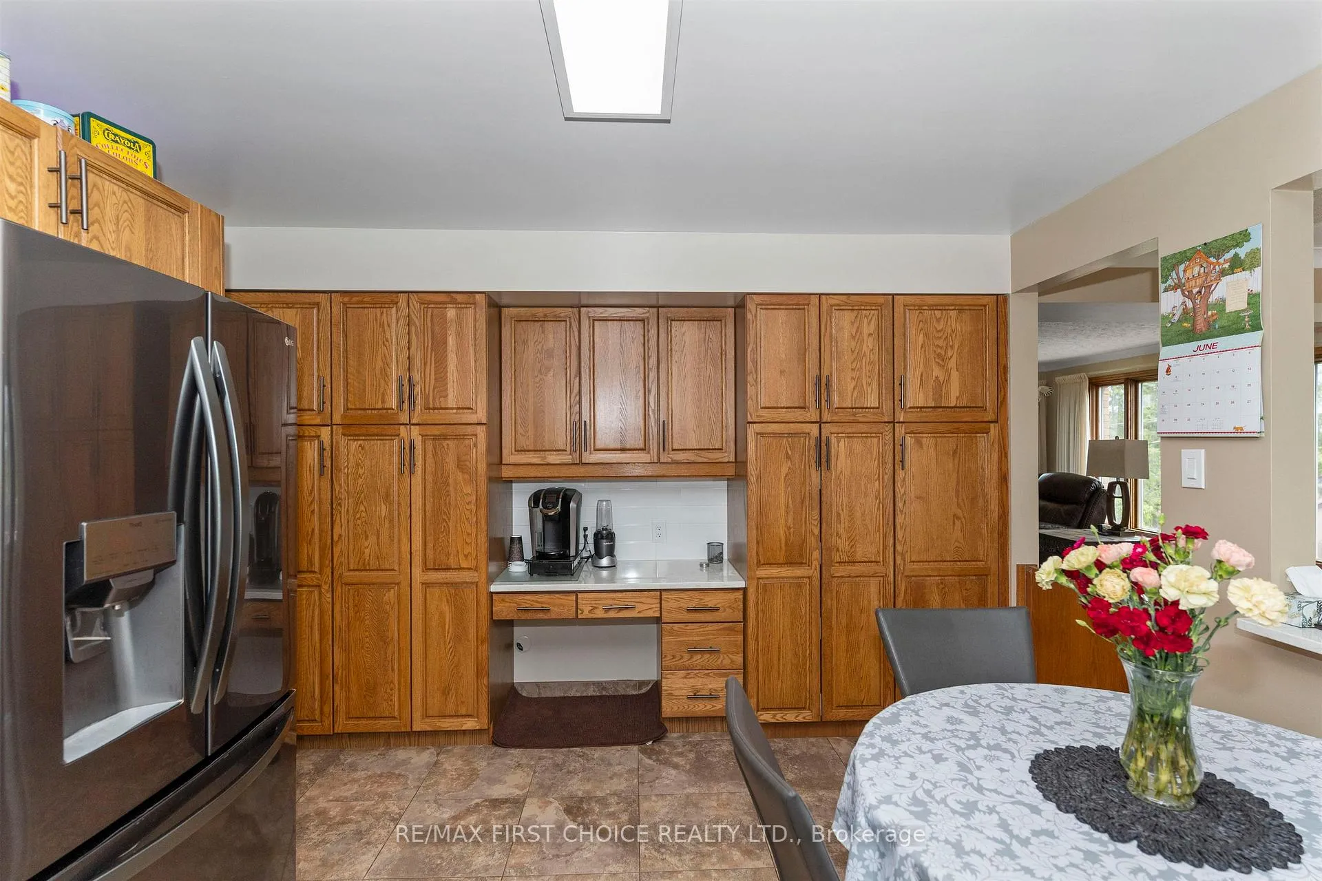 Photo 24 of 110 Albany Street, Thunder Bay, Shuniah — HOMEH
