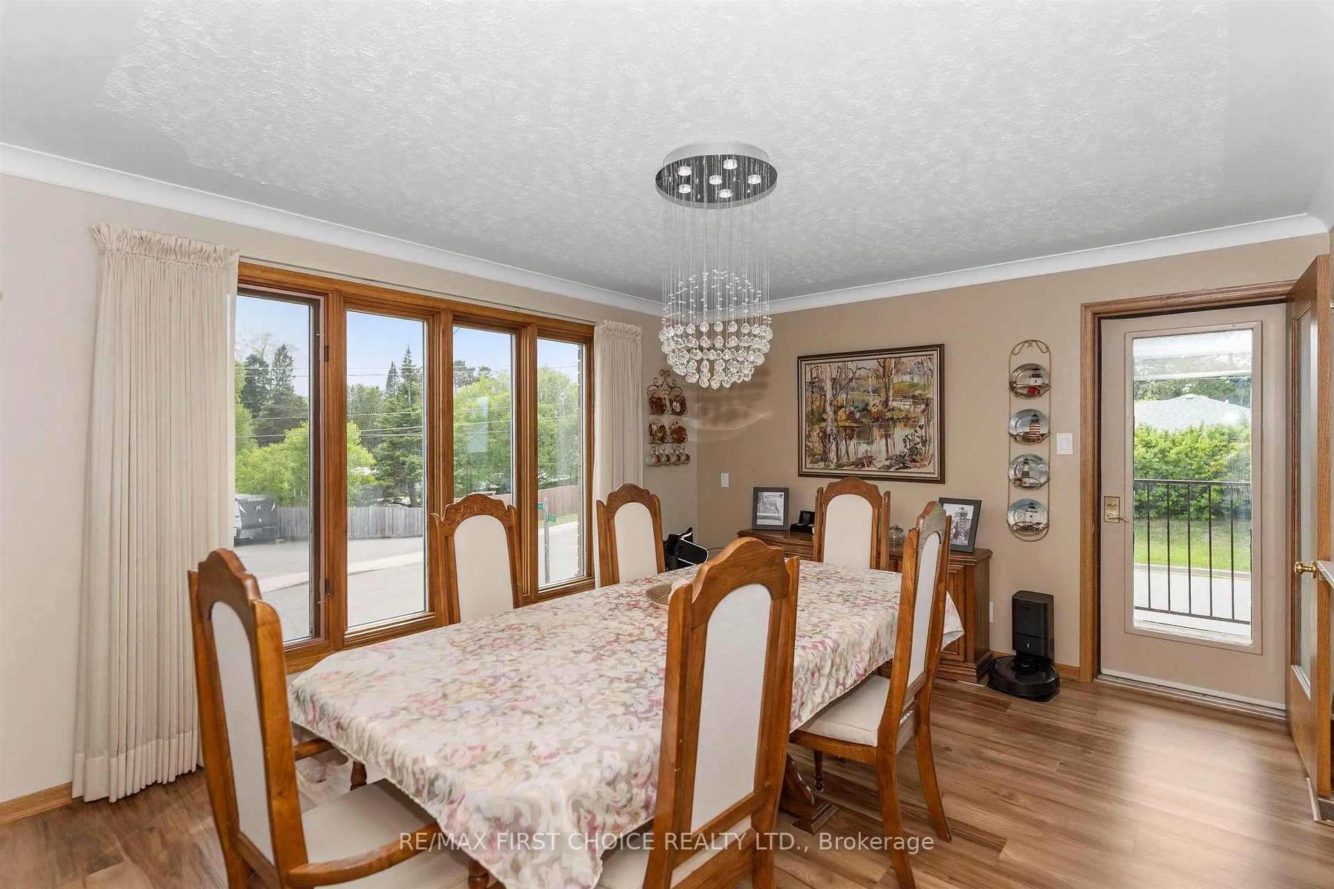 Photo 26 of 110 Albany Street, Thunder Bay, Shuniah — HOMEH