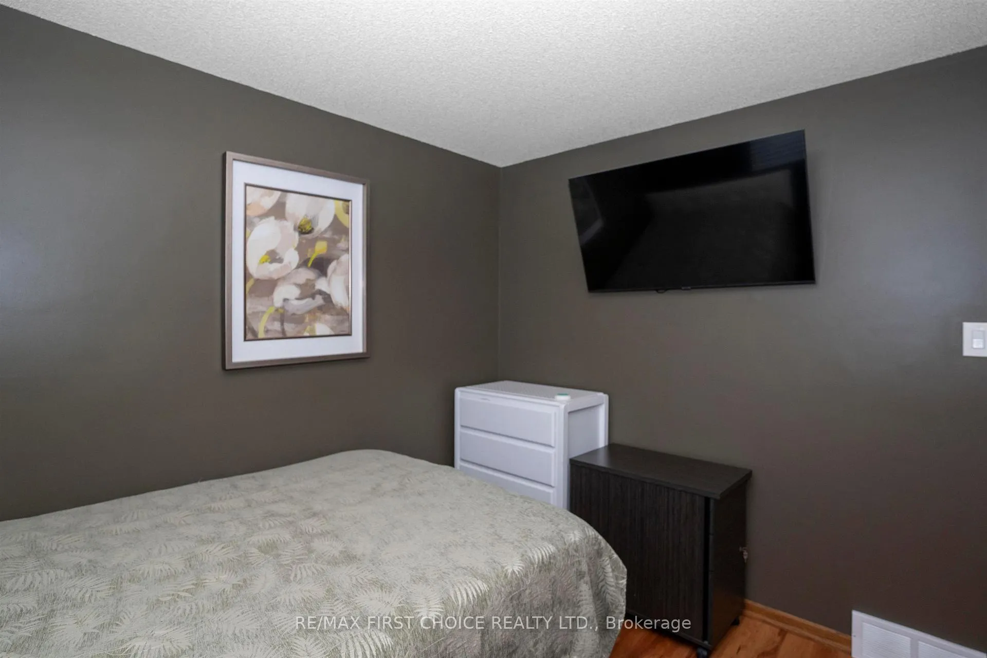 Photo 36 of 110 Albany Street, Thunder Bay, Shuniah — HOMEH