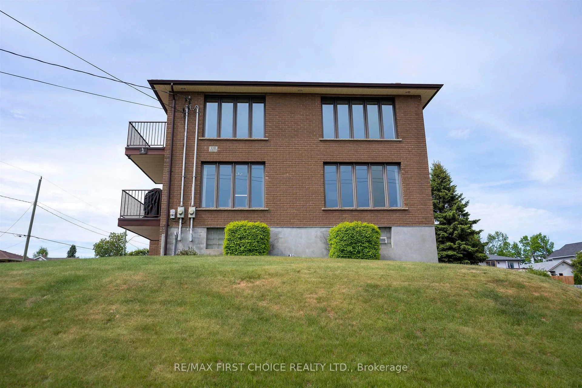 Photo 42 of 110 Albany Street, Thunder Bay, Shuniah — HOMEH
