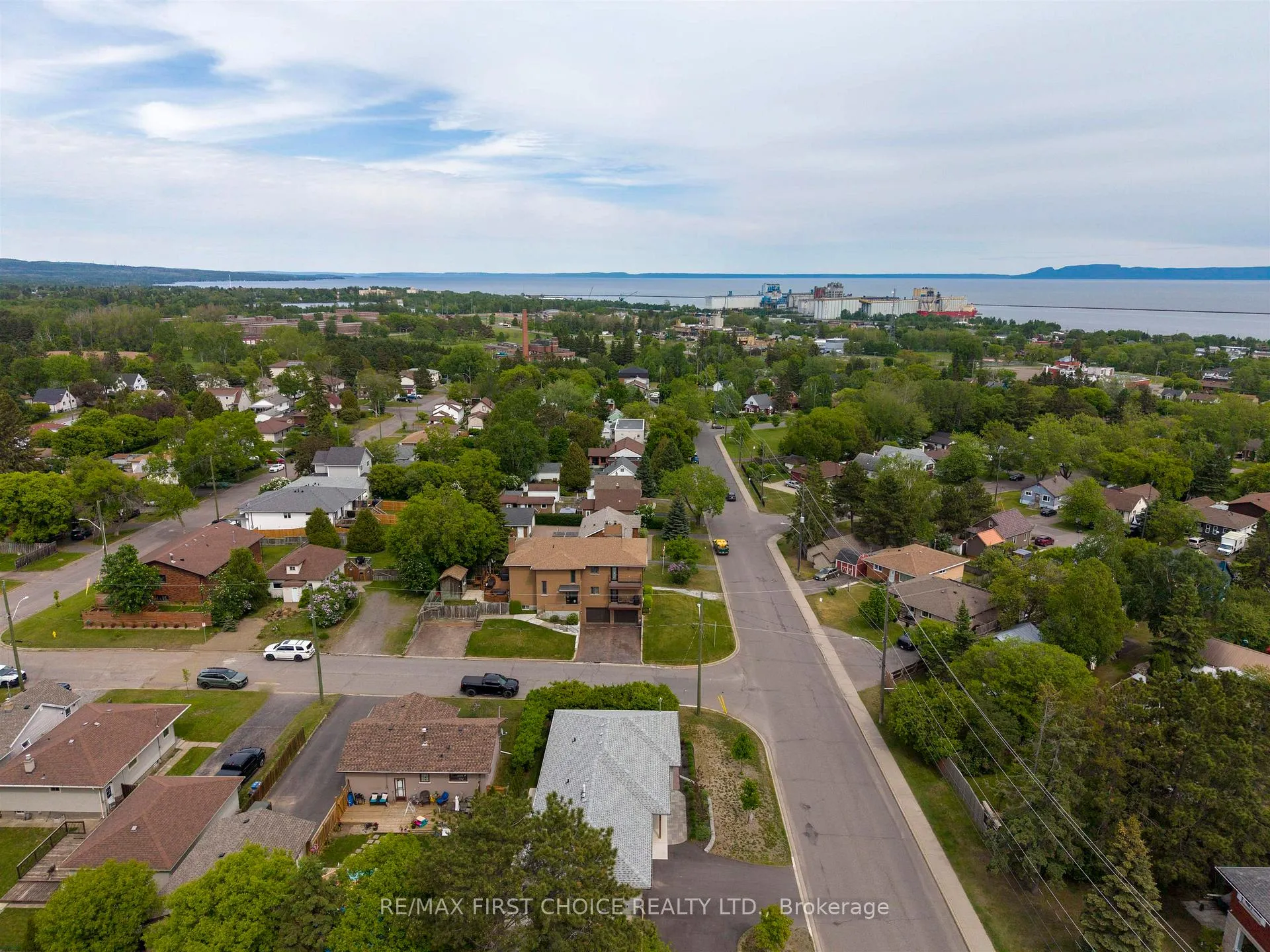Photo 48 of 110 Albany Street, Thunder Bay, Shuniah — HOMEH